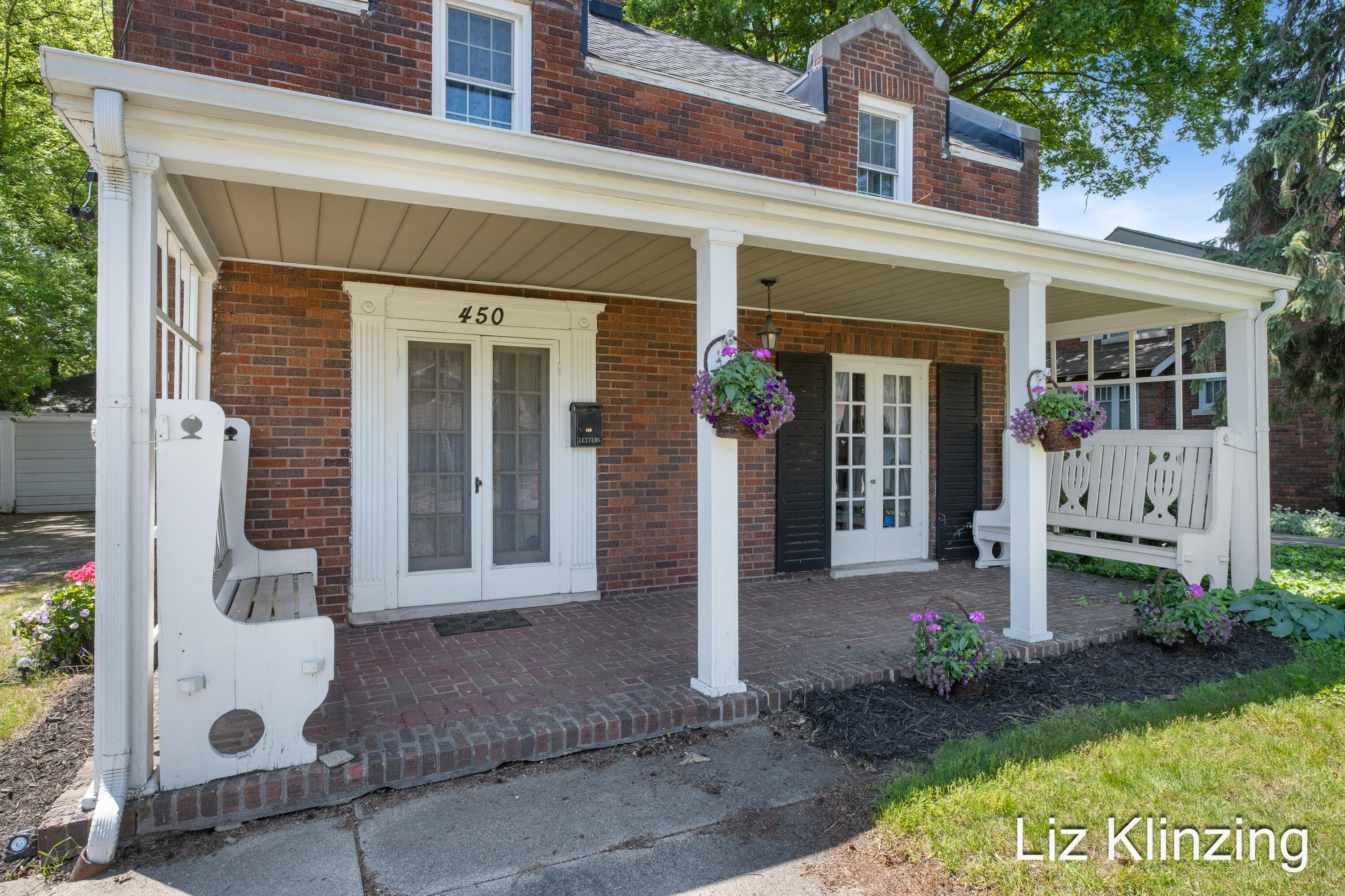 450 Burton Street Se Property Photo 2