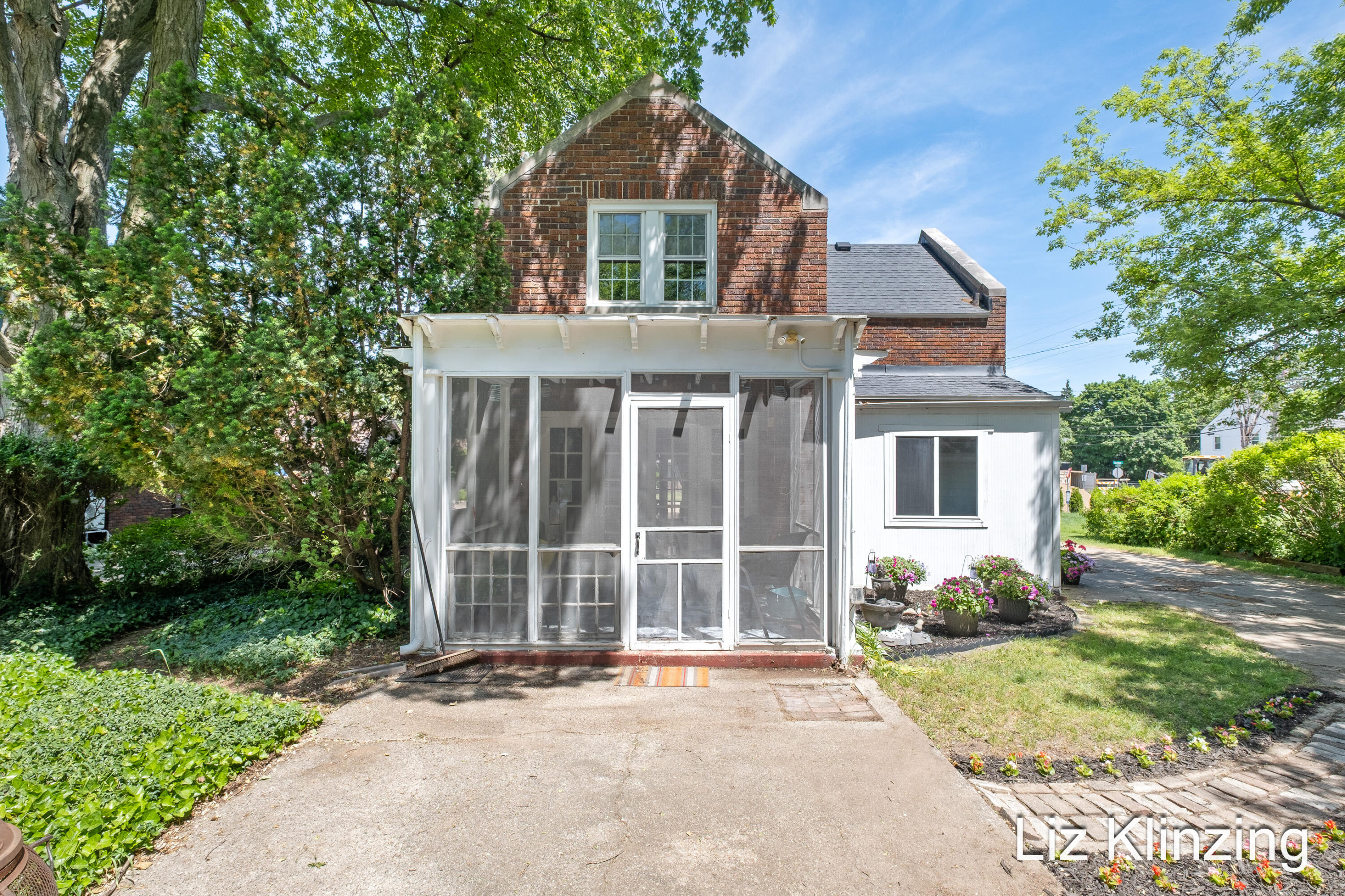 450 Burton Street Se Property Photo 26