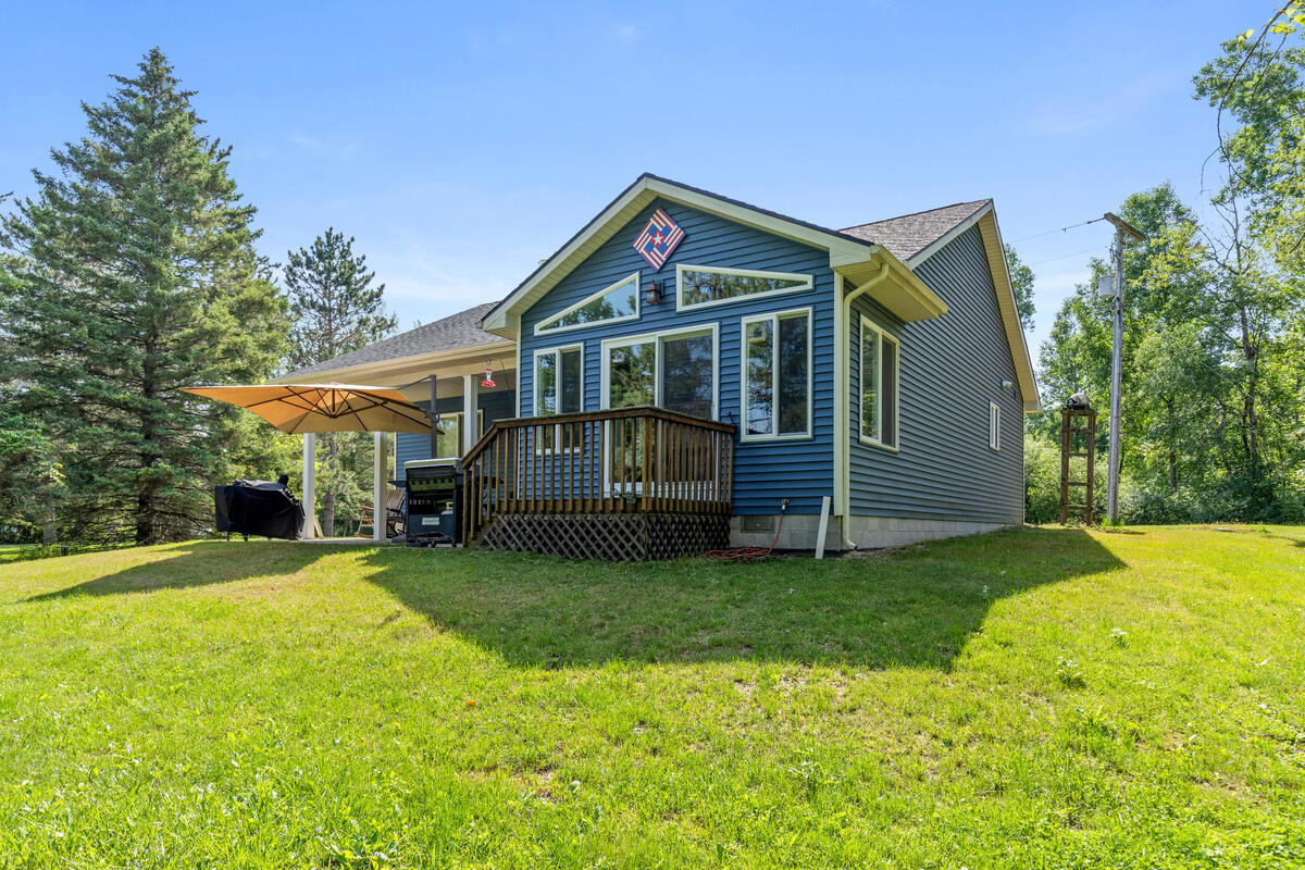 9622 River Bend Drive Property Photo 1