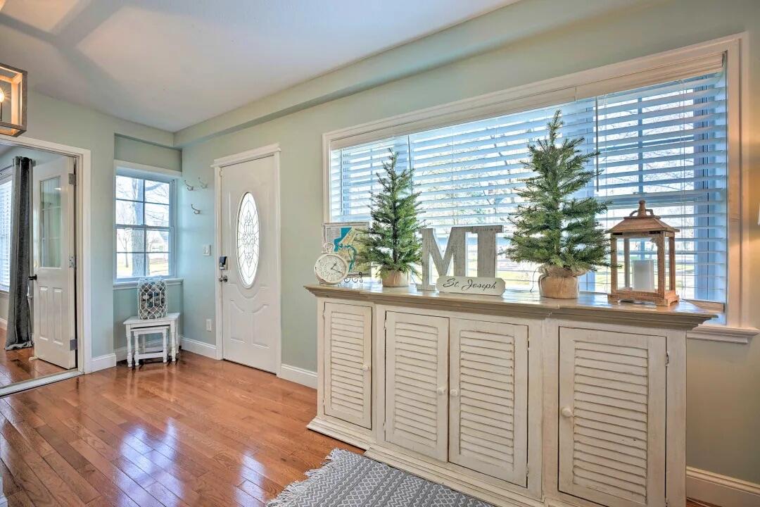 803 Court Street Property Photo 3