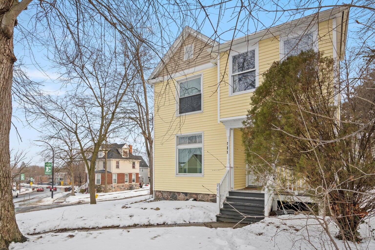 701 Washtenaw Avenue 2 Property Photo 3