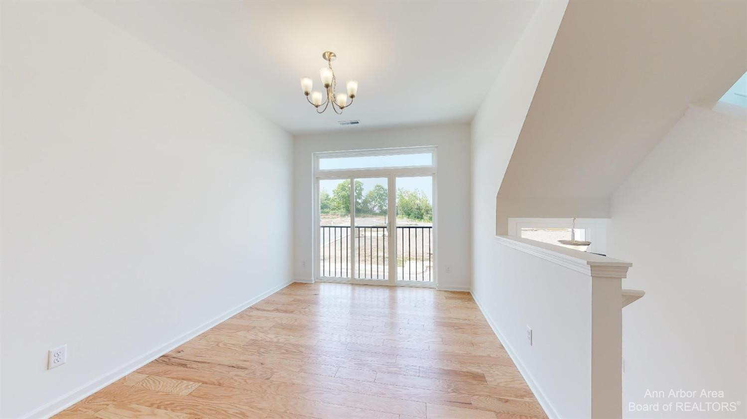 2741 Bristol Ridge Drive Property Photo 10