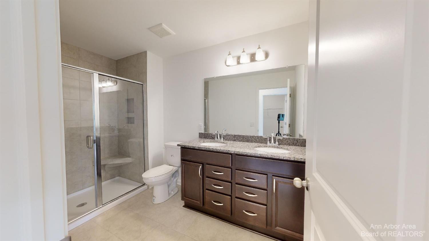 2741 Bristol Ridge Drive Property Photo 14