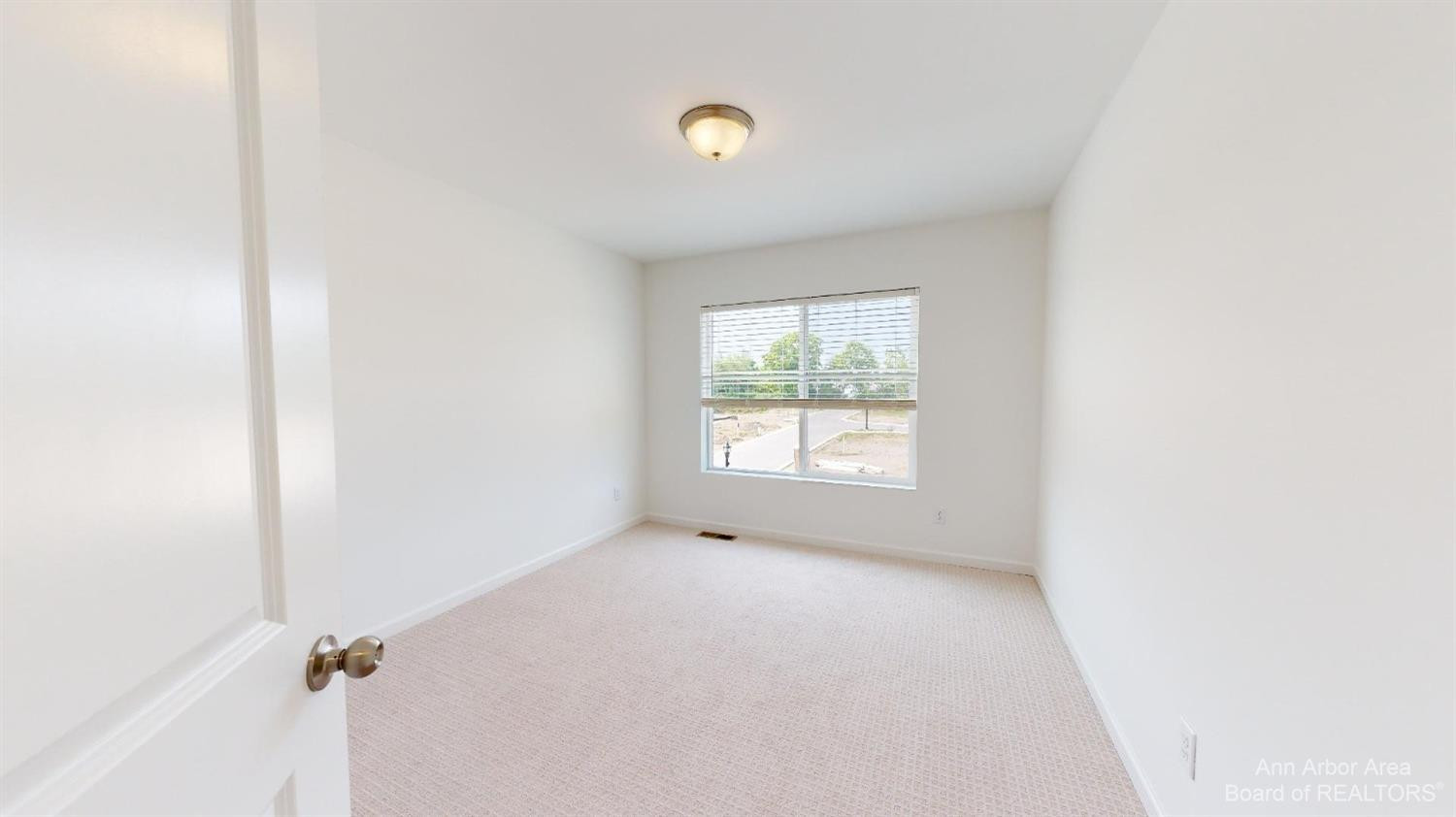 2741 Bristol Ridge Drive Property Photo 17