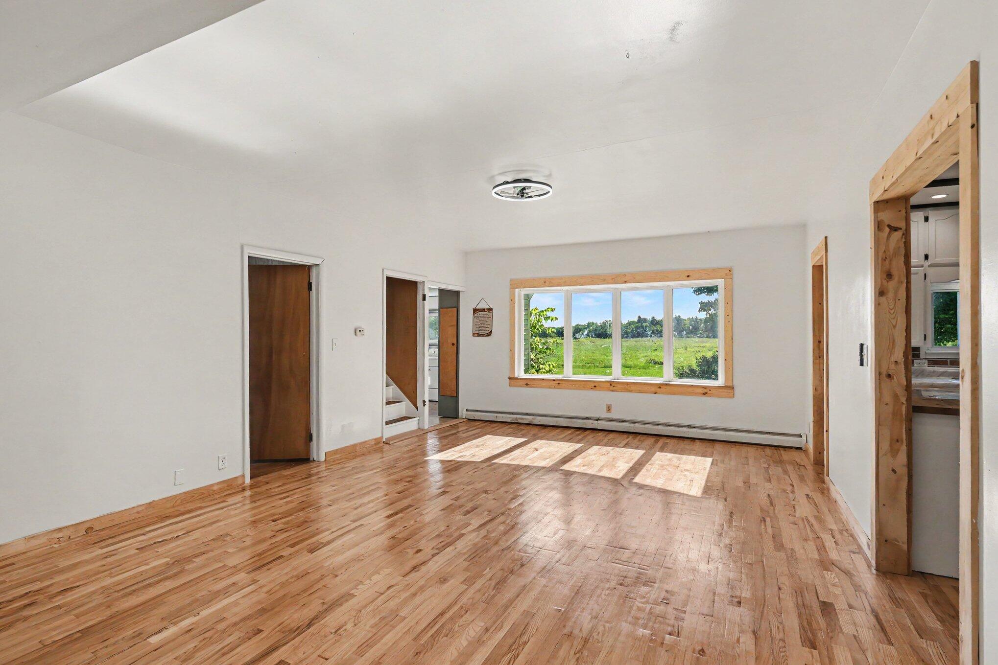 6923 Young Road Property Photo 9