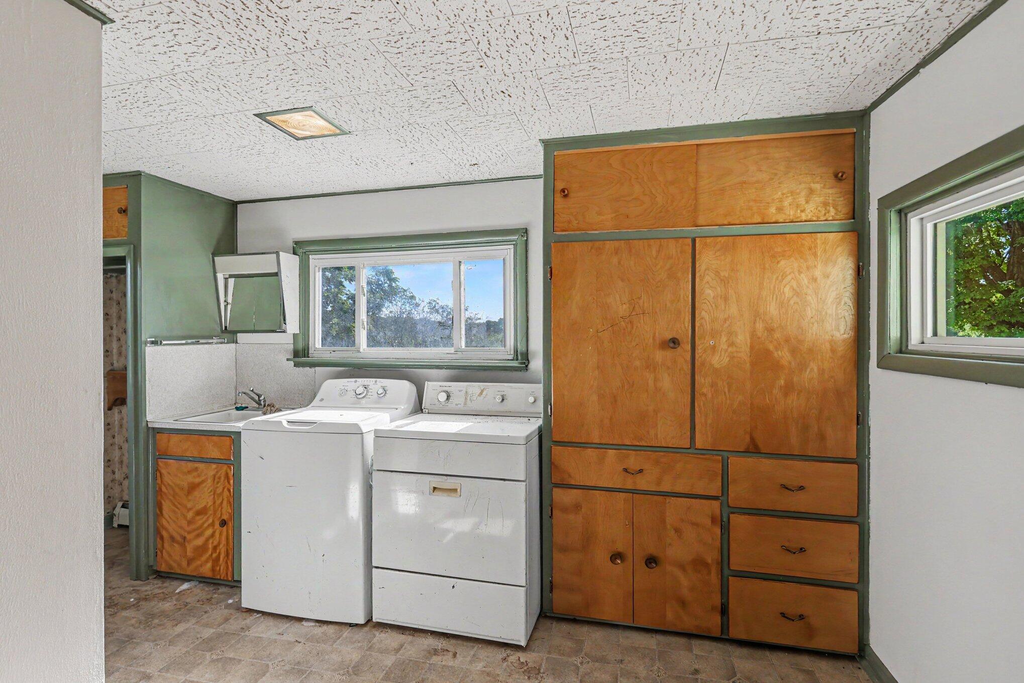 6923 Young Road Property Photo 16