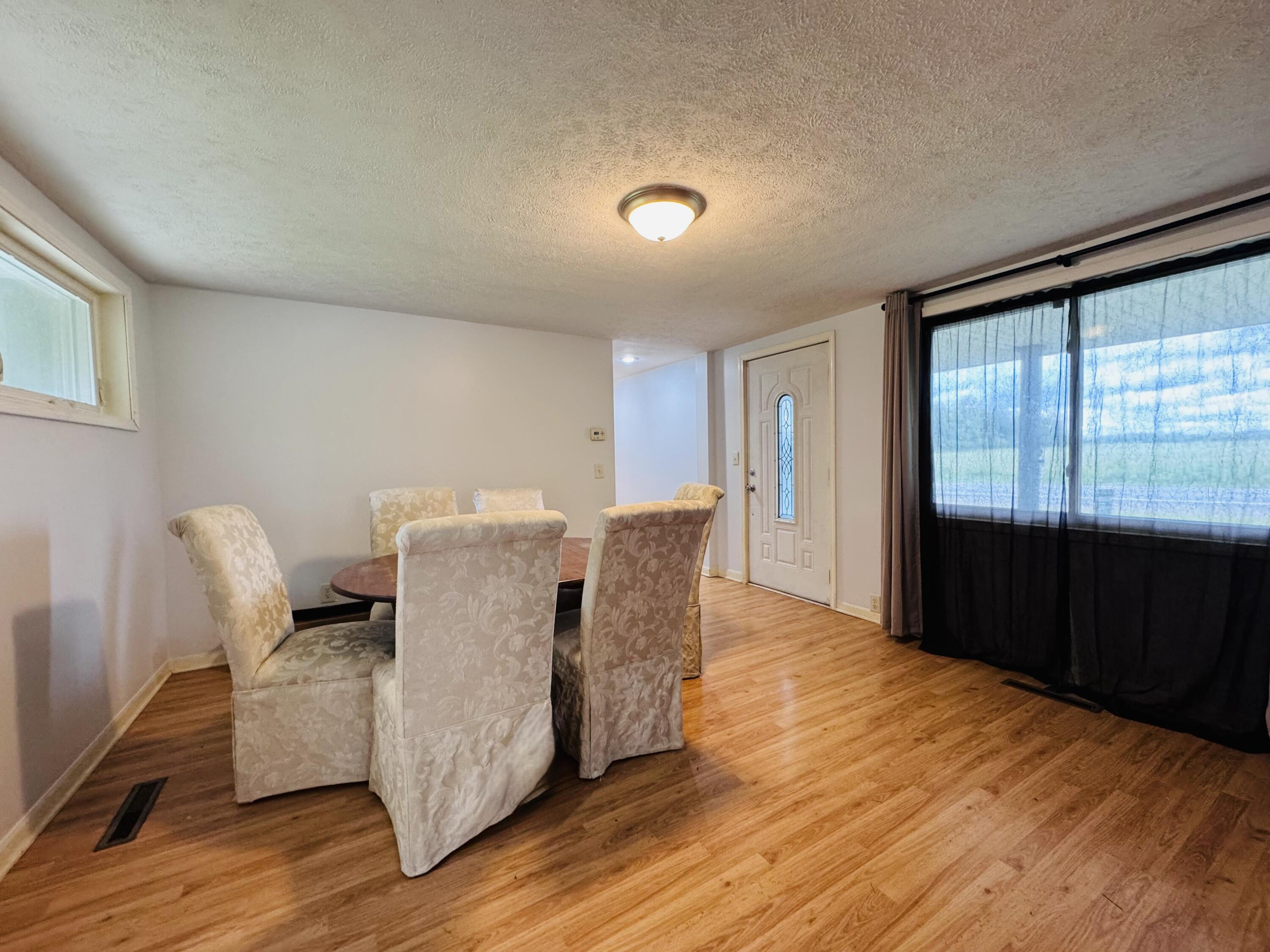 9460 M-140 Property Photo 10