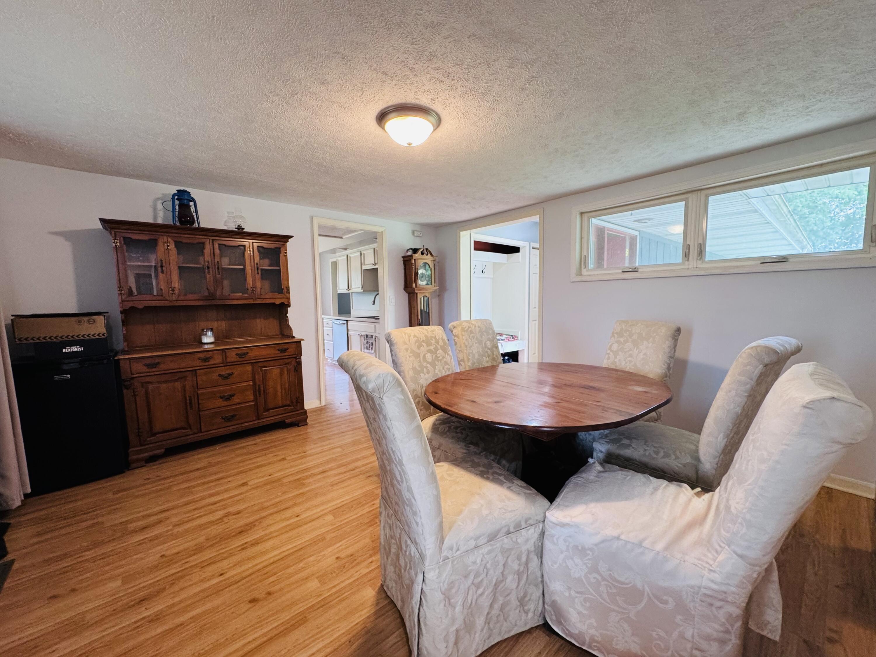 9460 M-140 Property Photo 11