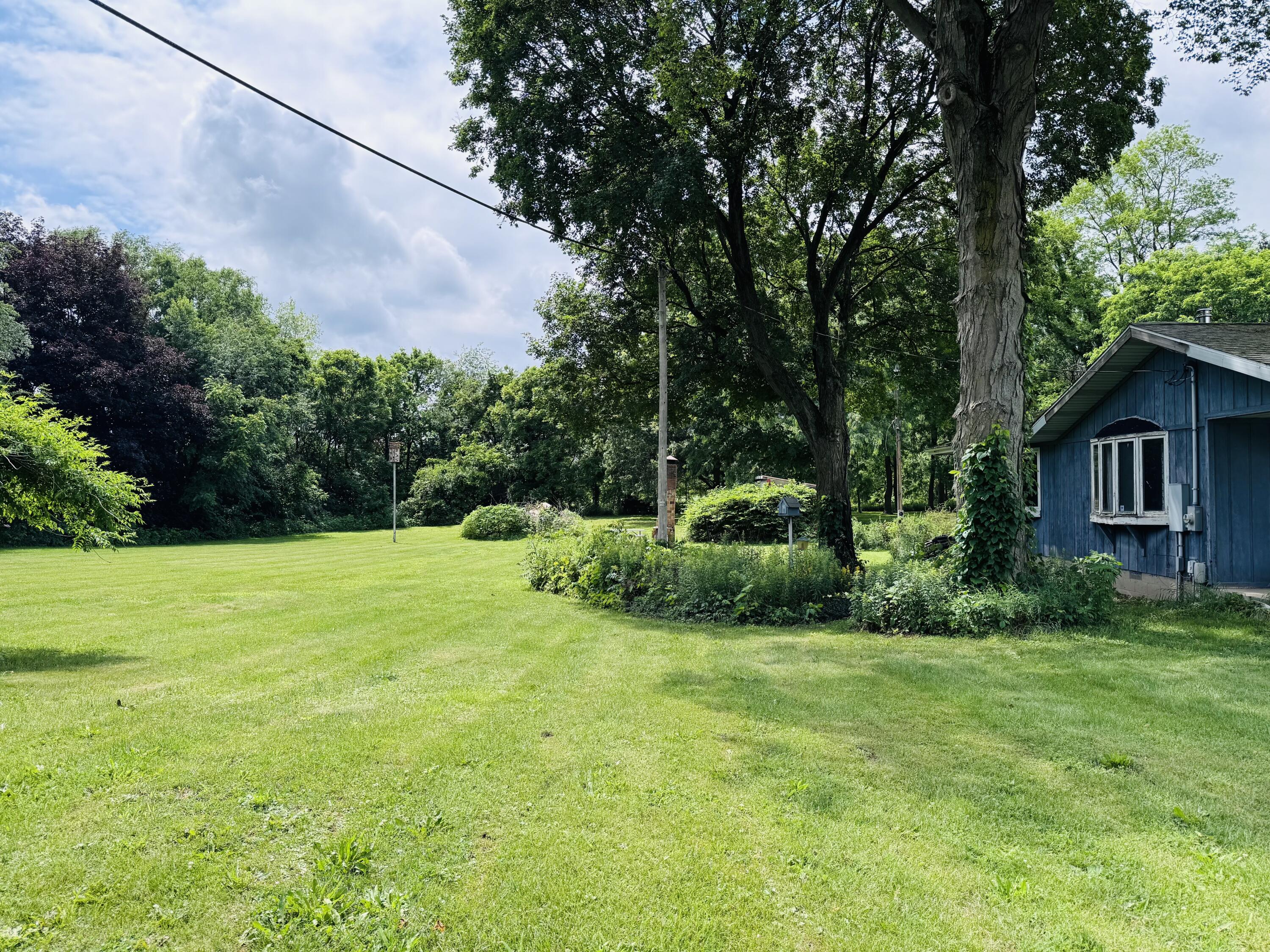 9460 M-140 Property Photo 24