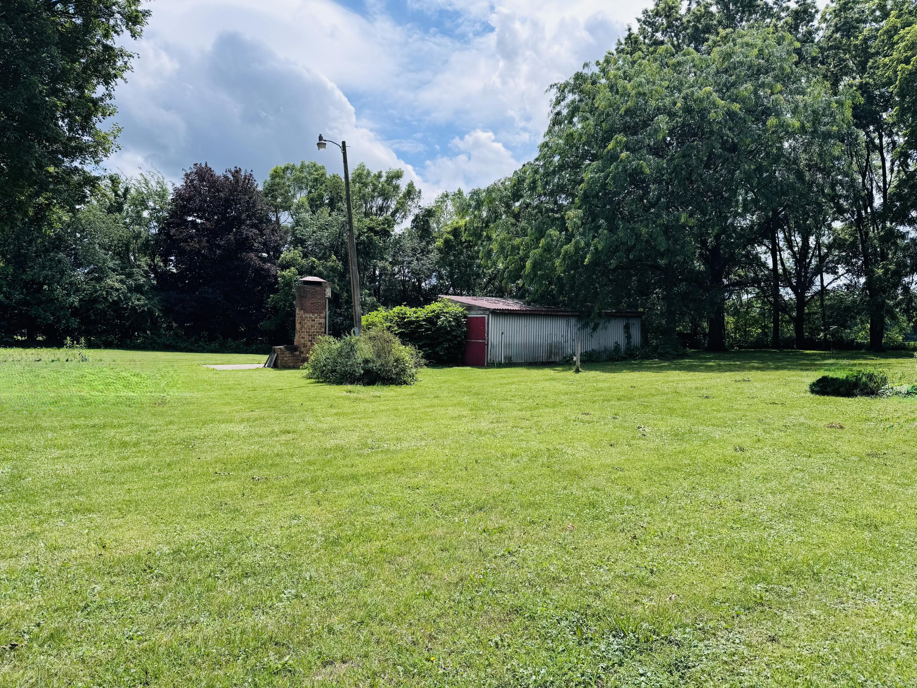 9460 M-140 Property Photo 25