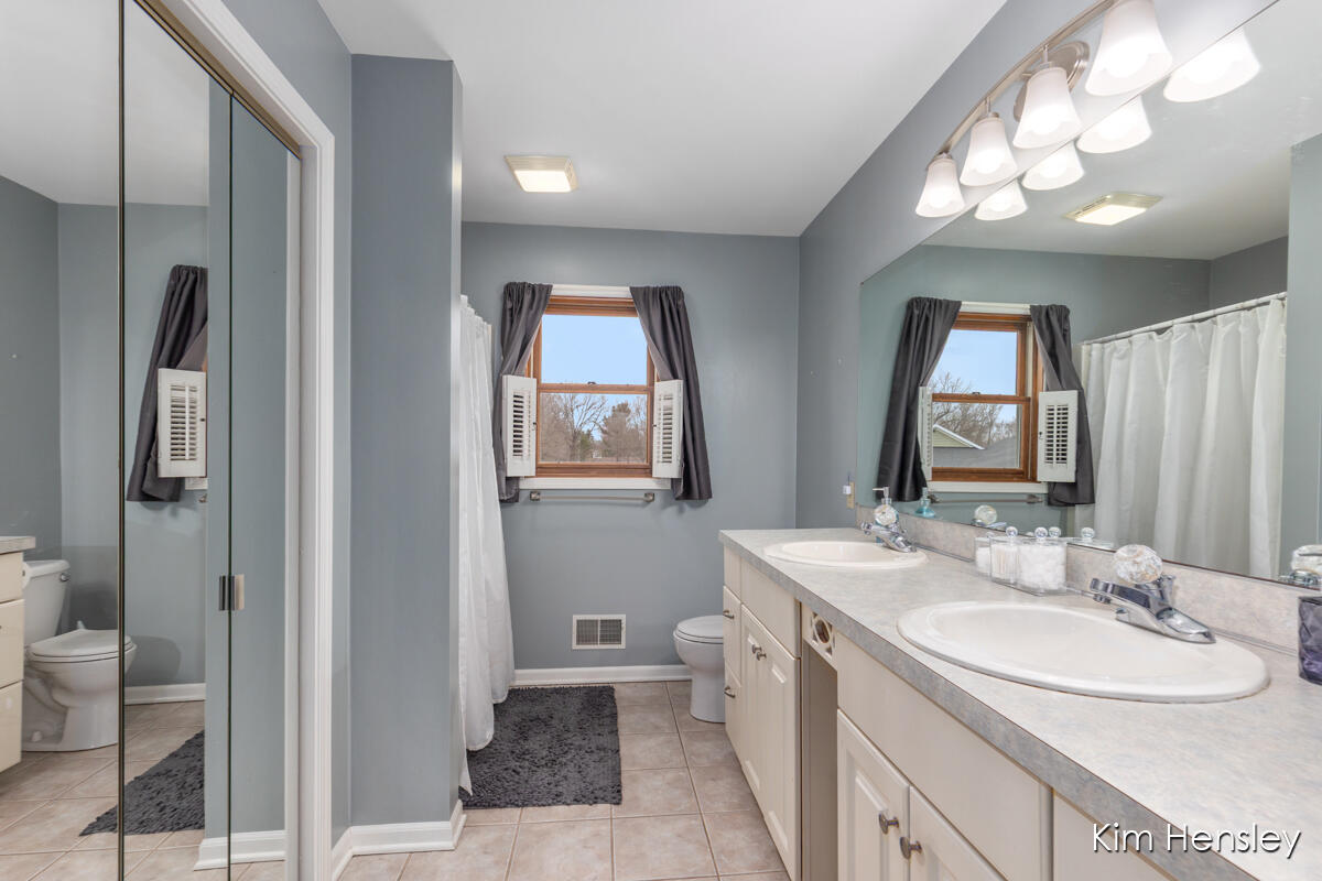 1594 Louva Court Property Photo 17