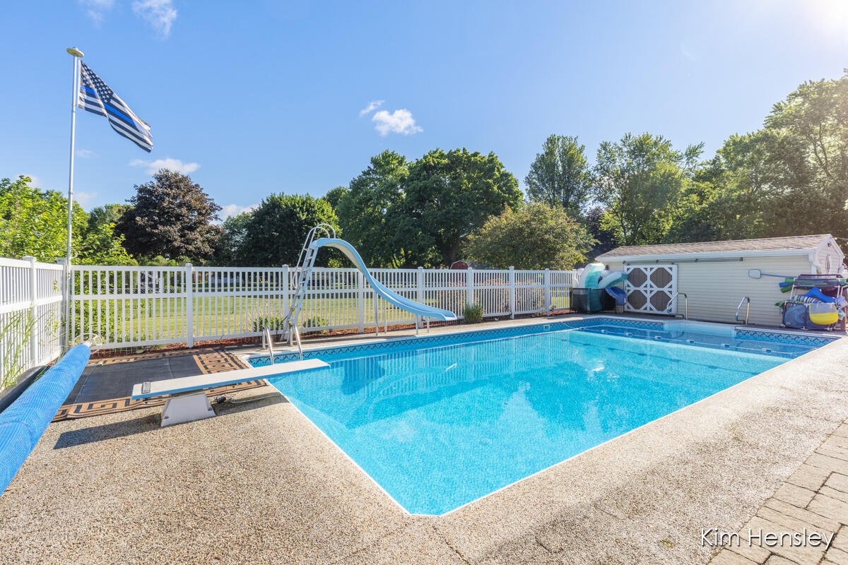1594 Louva Court Property Photo 28