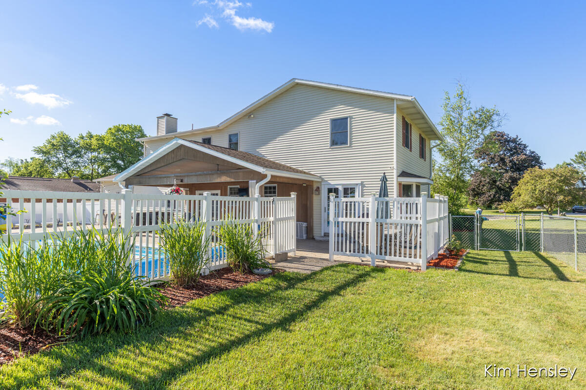 1594 Louva Court Property Photo 33