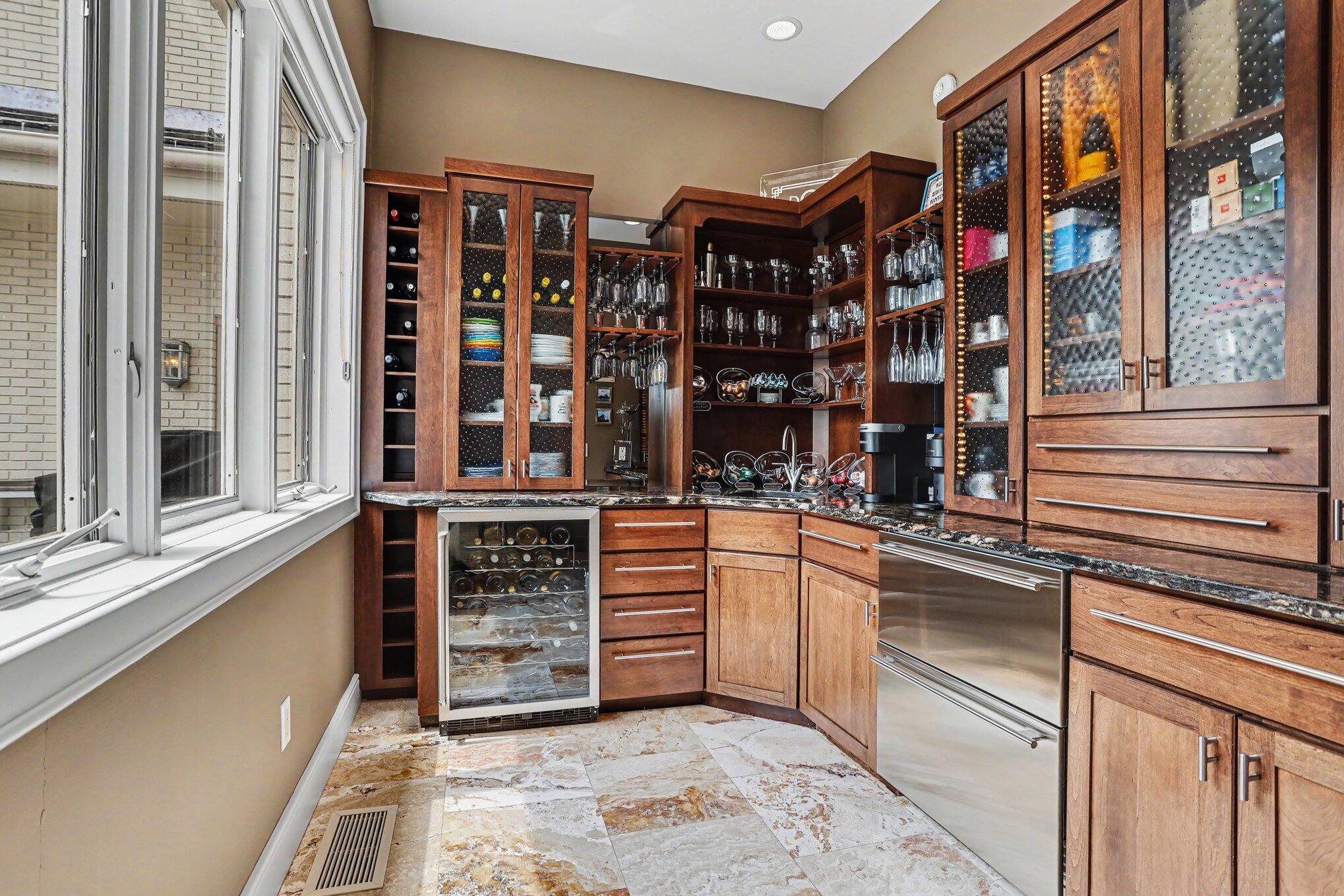 7405 Hidden Cove Place Property Photo 15
