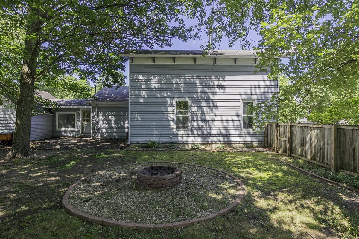 506 E 2nd Street Property Photo 50