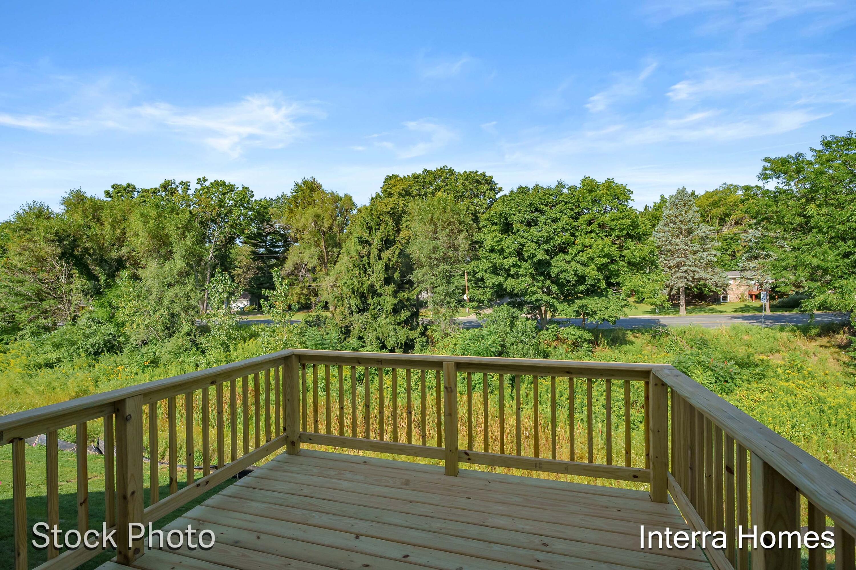 1593 N Village Circle Property Photo 12