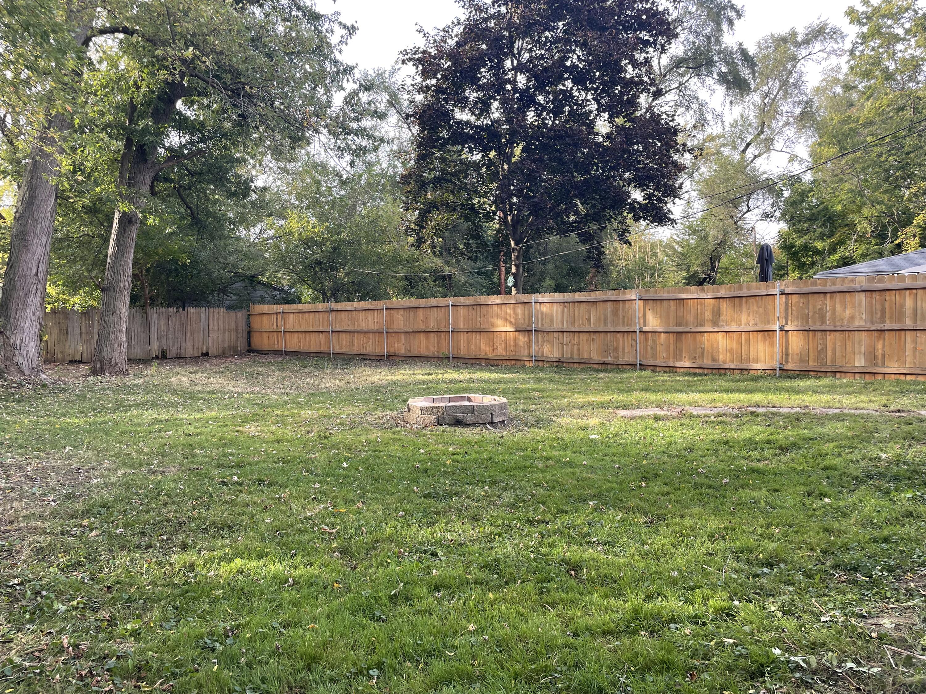 16599 Lenore Avenue Property Photo 14