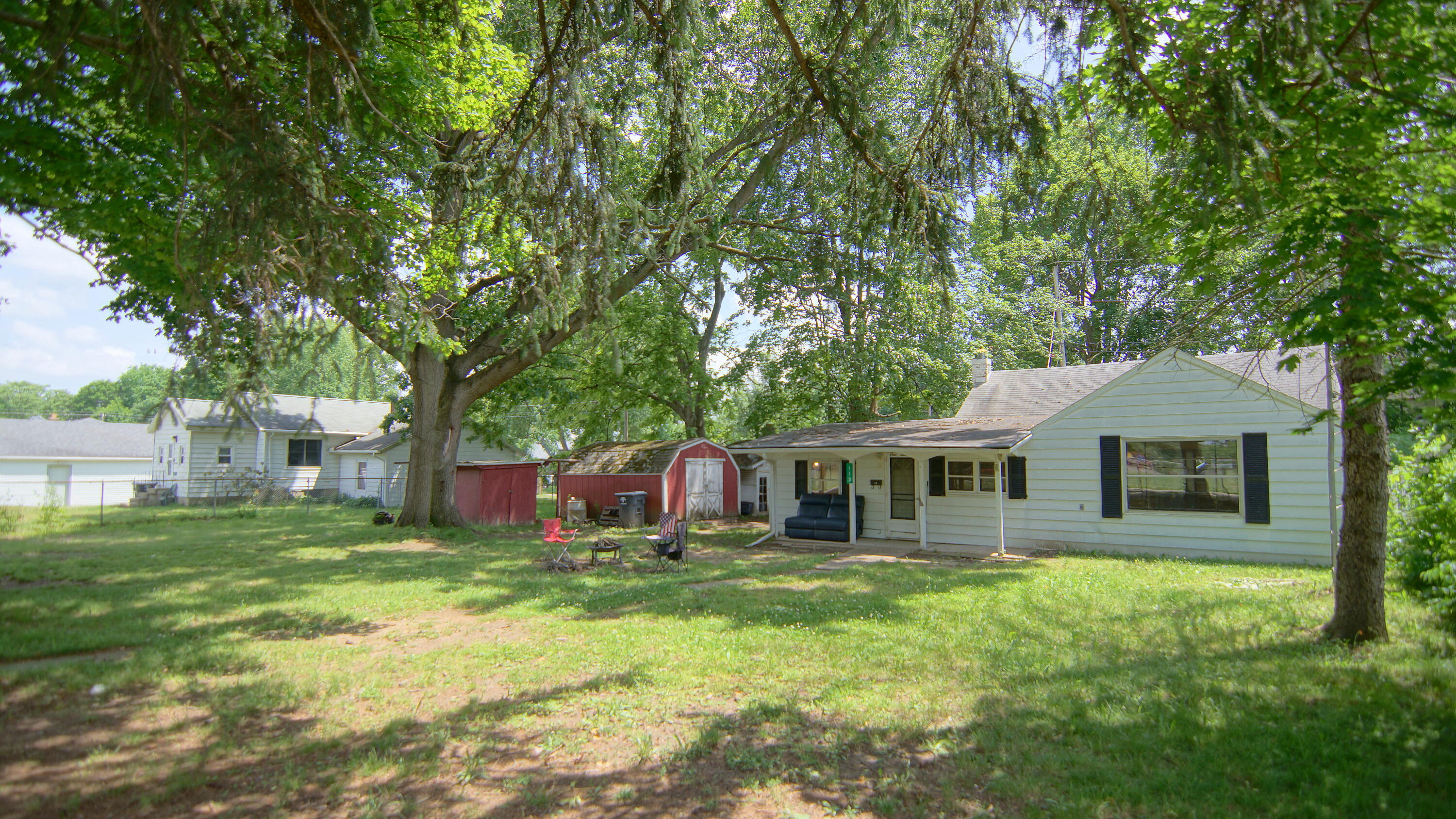 113 W 5th Street Property Photo 20