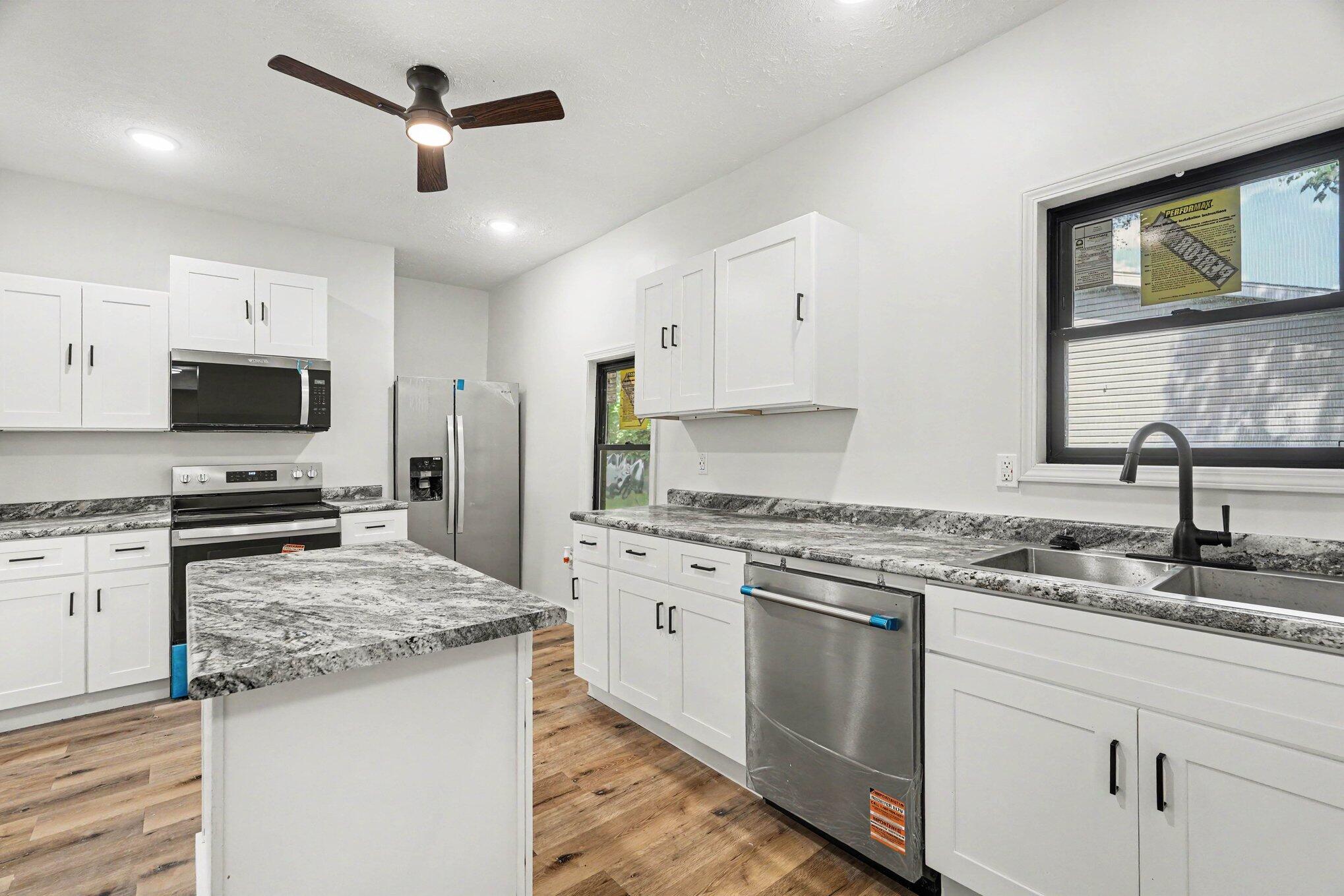 142 Rook Street Property Photo 11