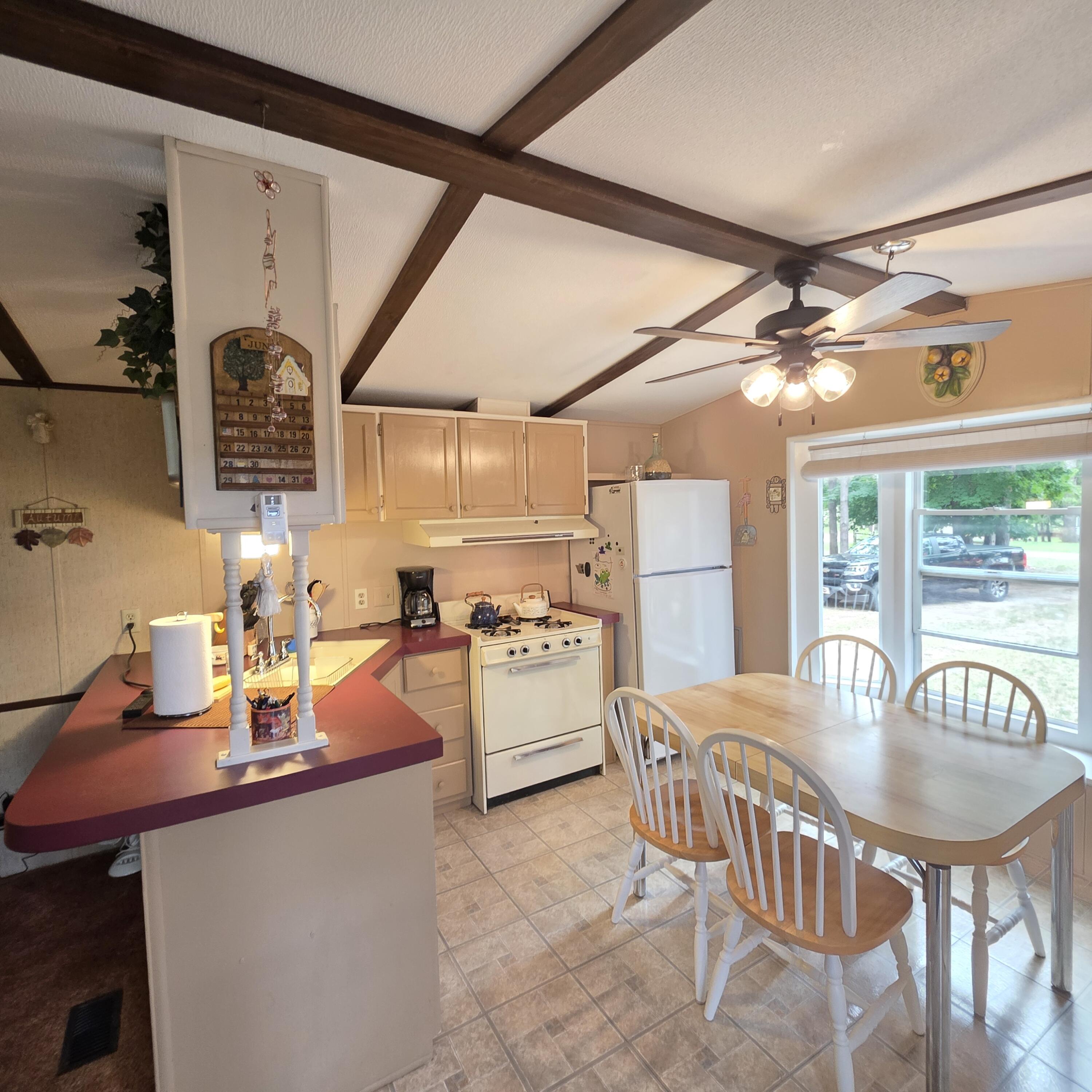 1898 N White Birch Drive Property Photo 8
