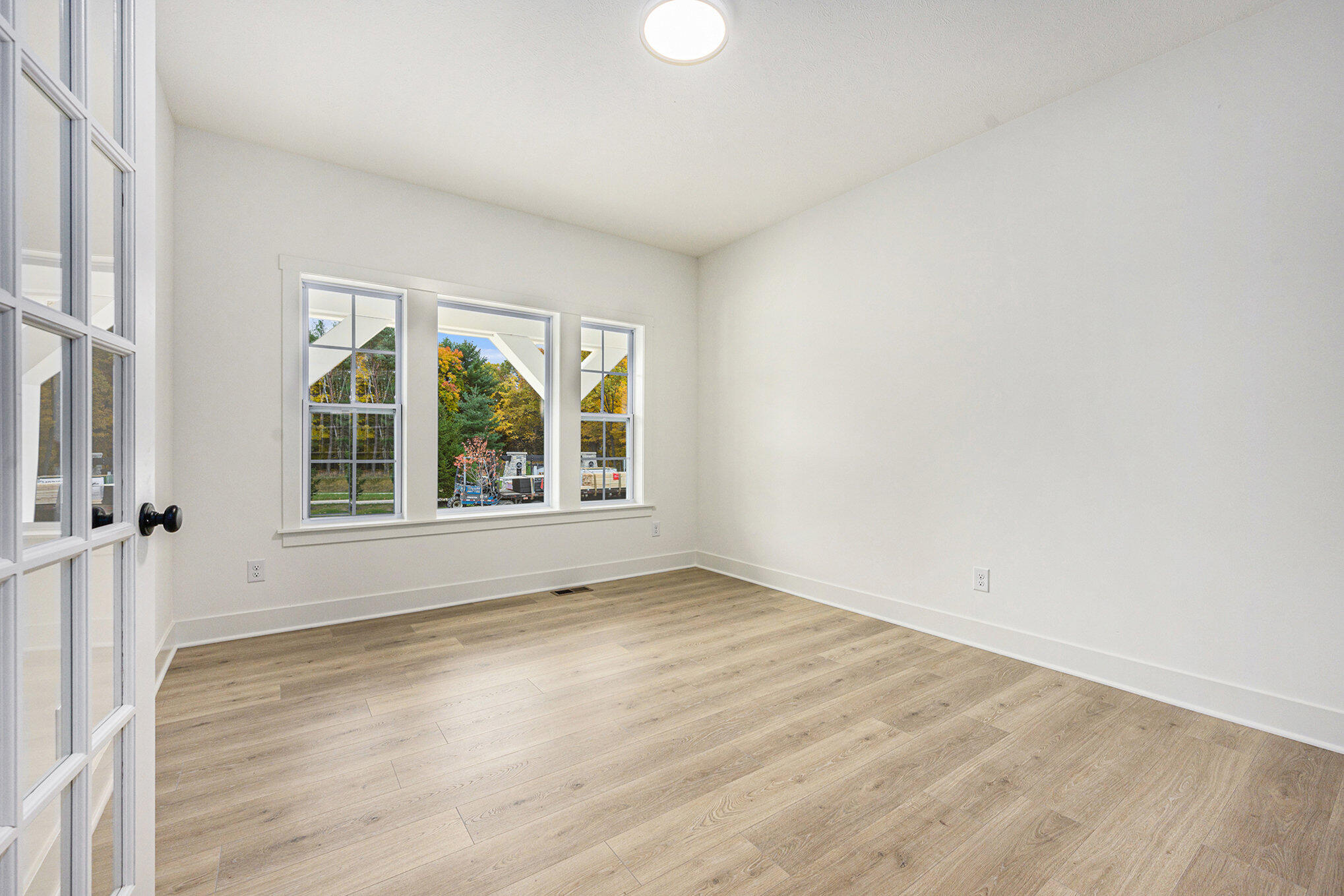 5978 Boxthorn Trail Property Photo 4