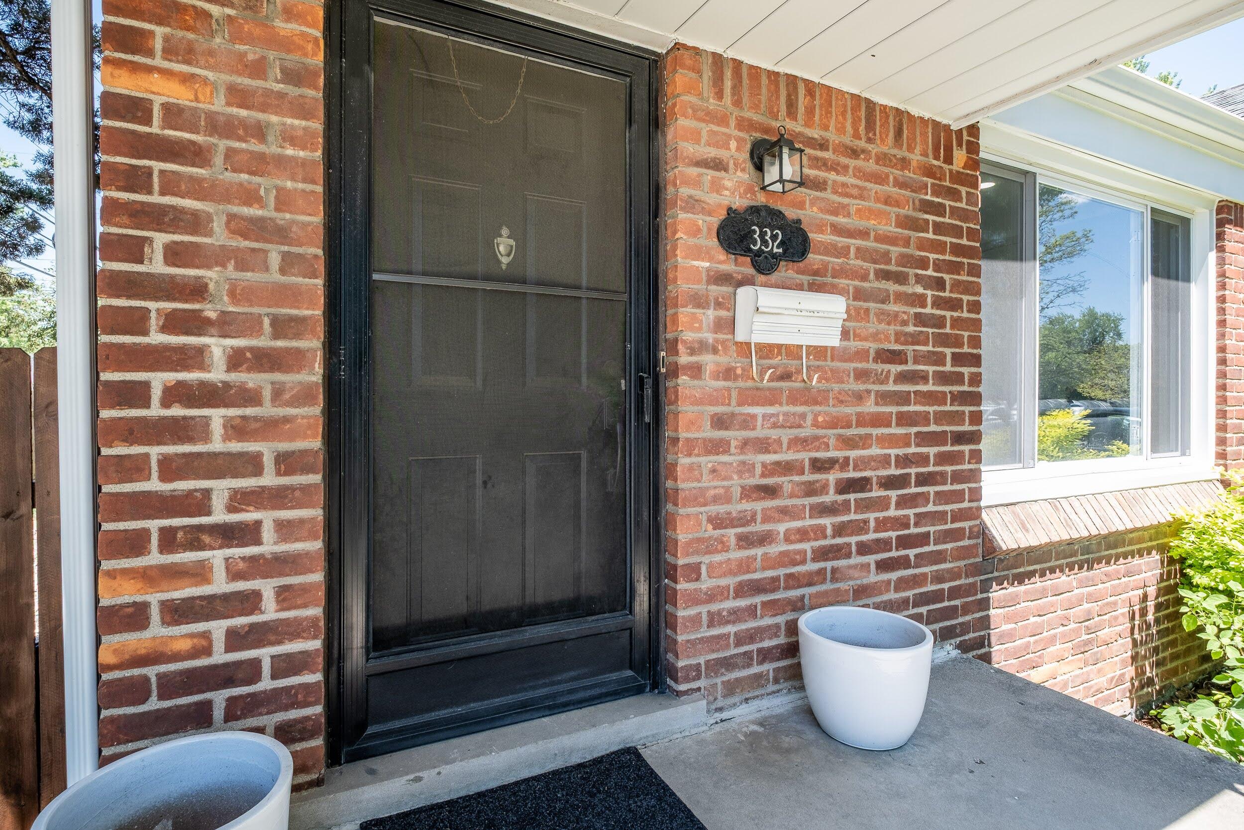 332 Normandy Road Property Photo 6