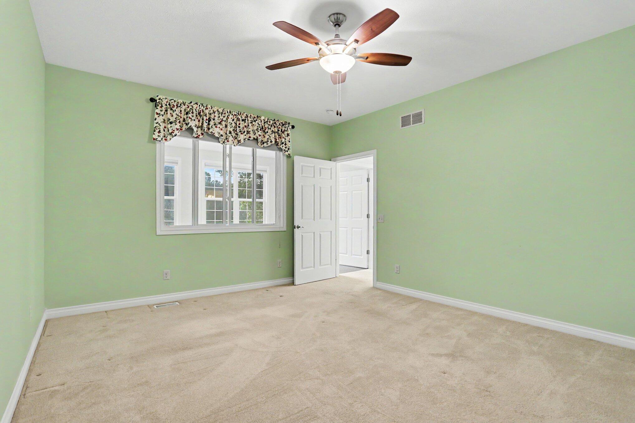 6945 Hunters Creek 62* Property Photo 16
