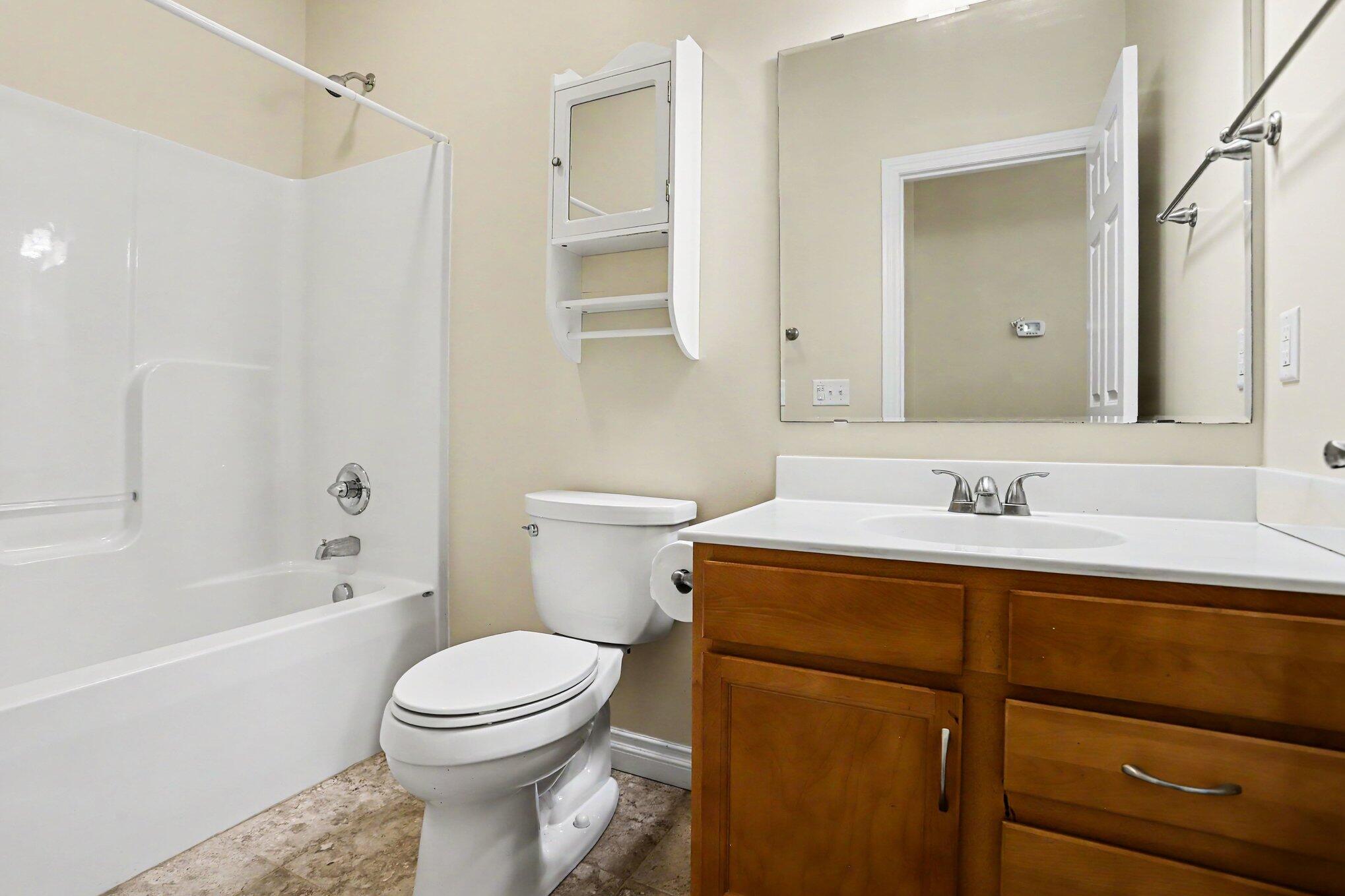 6945 Hunters Creek 62* Property Photo 20