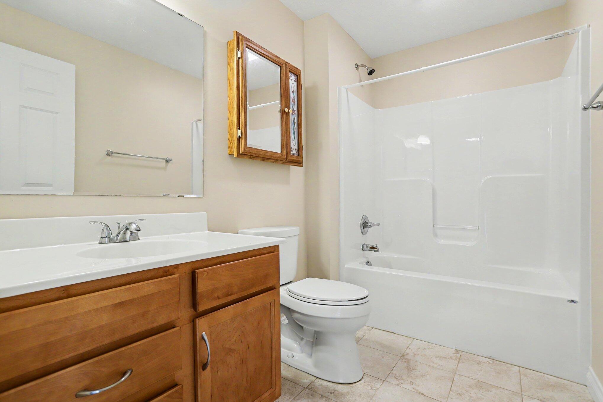 6945 Hunters Creek 62* Property Photo 24