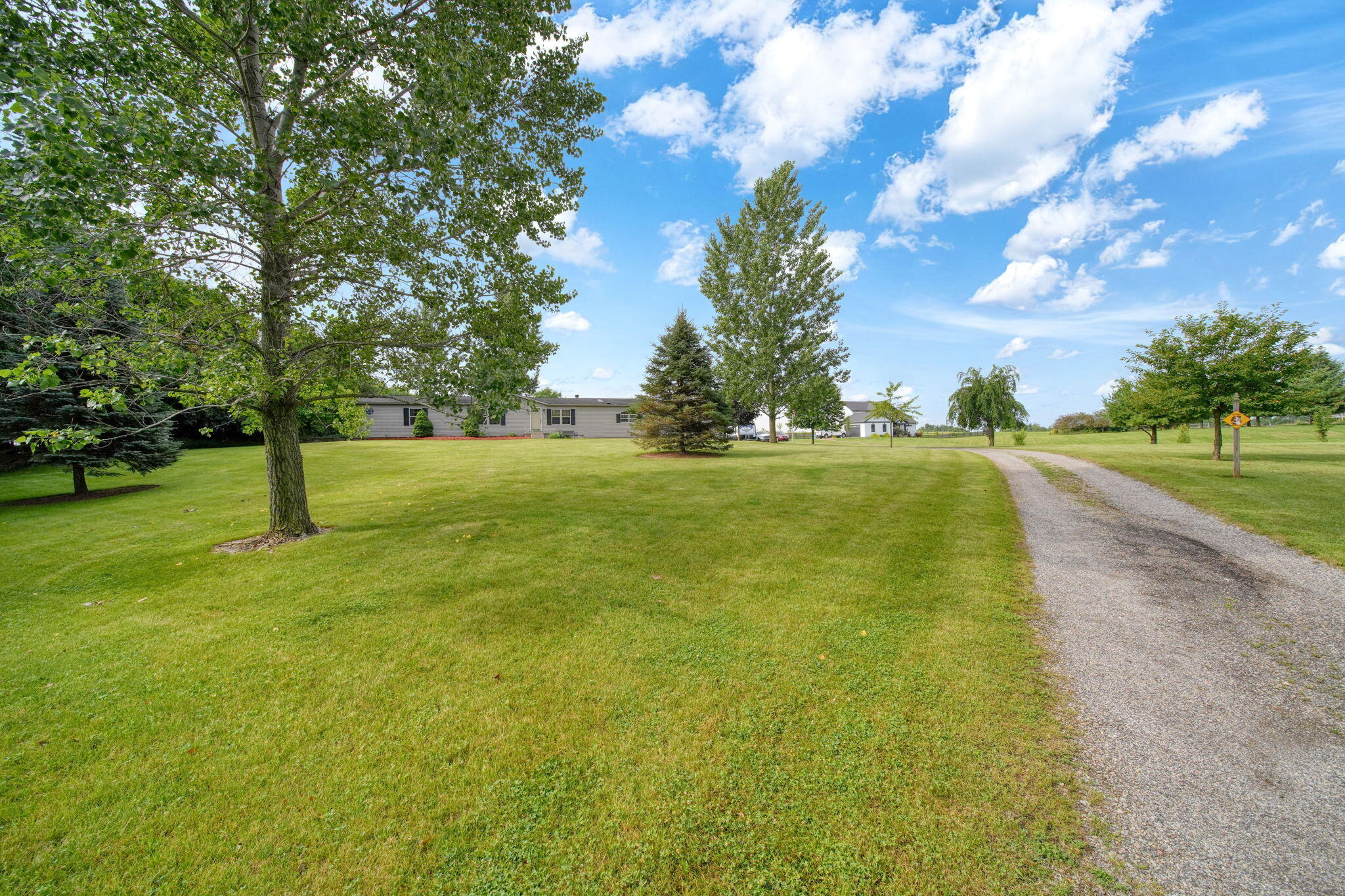 13465 Horning Road Property Photo 7