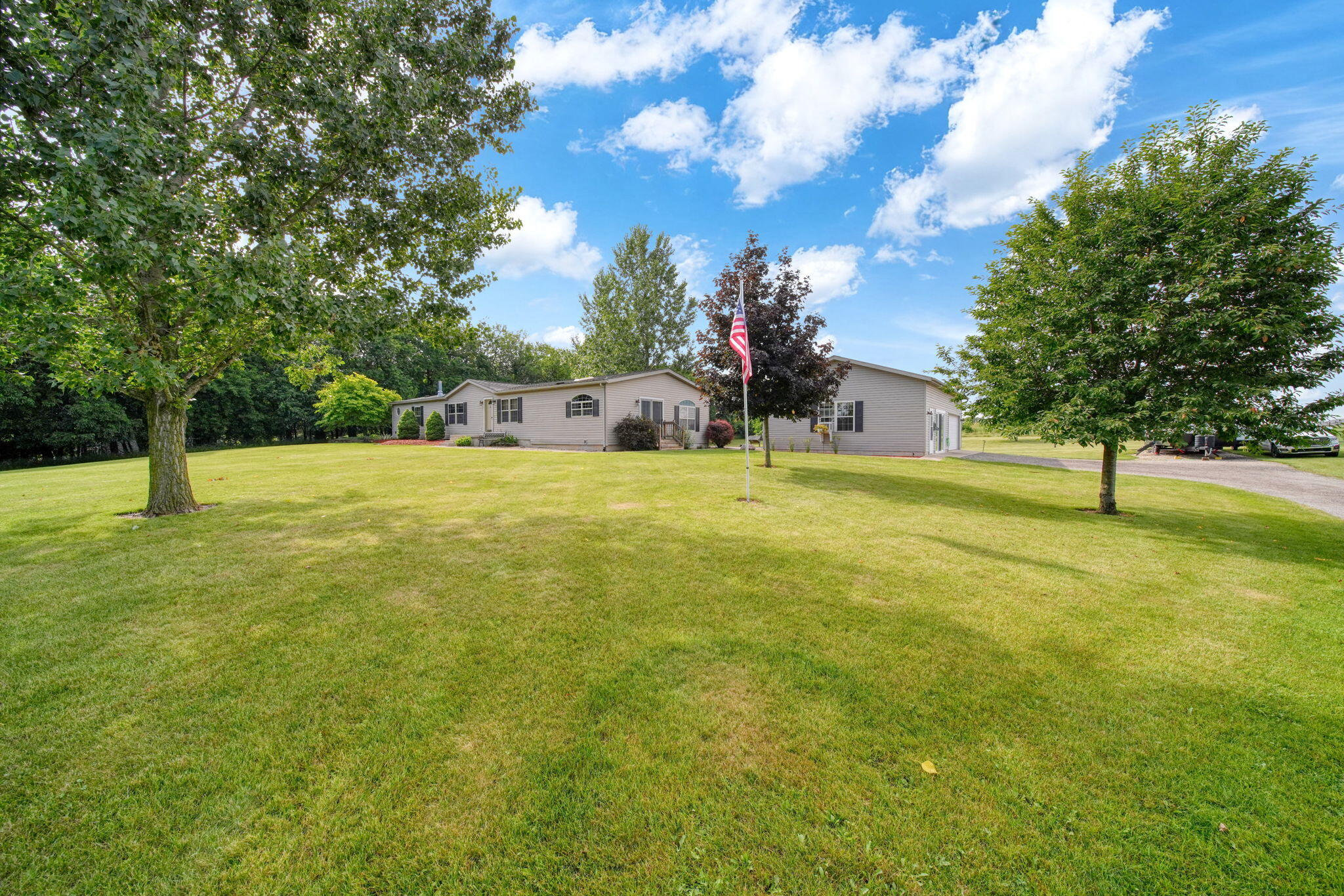 13465 Horning Road Property Photo 10