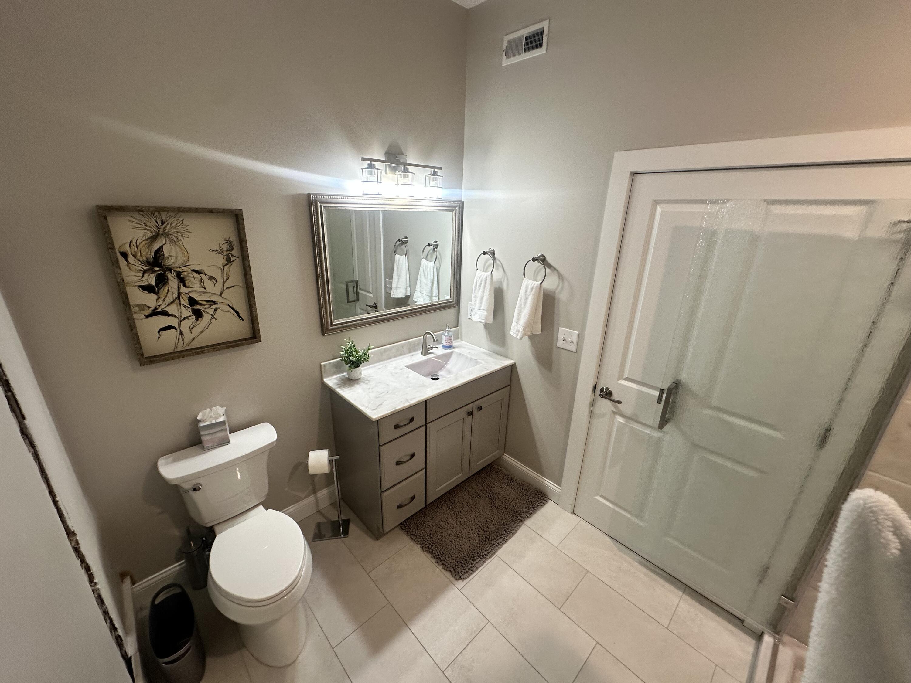 113 S Front Street B Property Photo 9