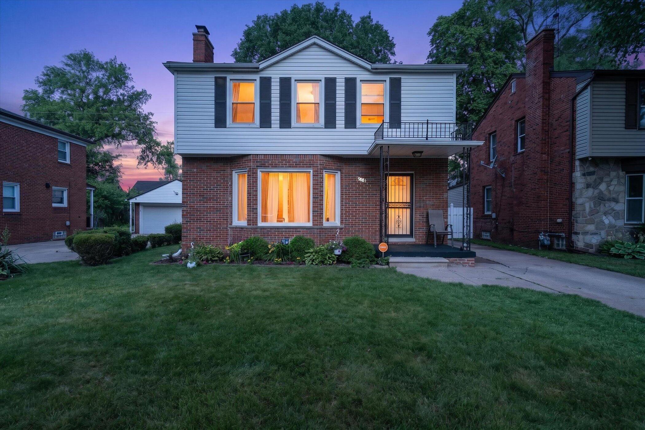 9884 W Outer Drive W Property Photo 1