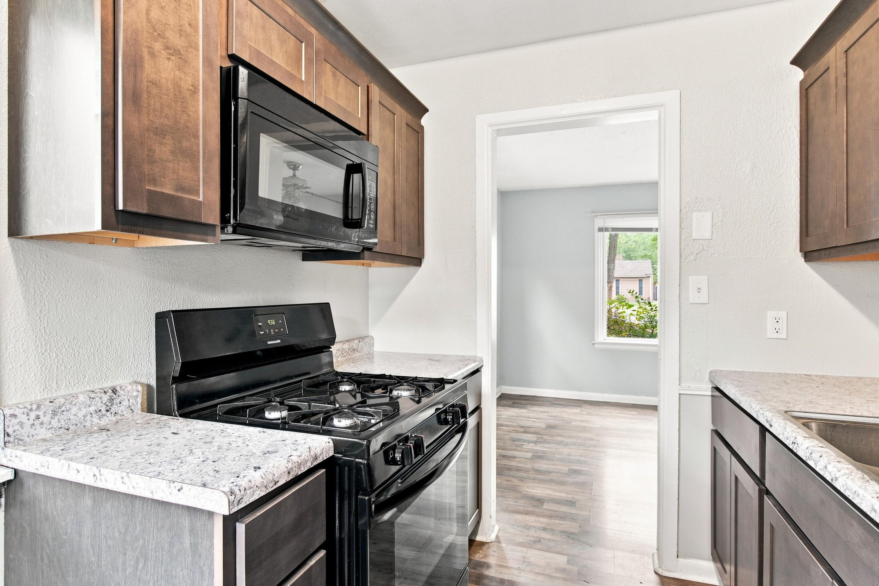 1826 Miller Drive Property Photo 8