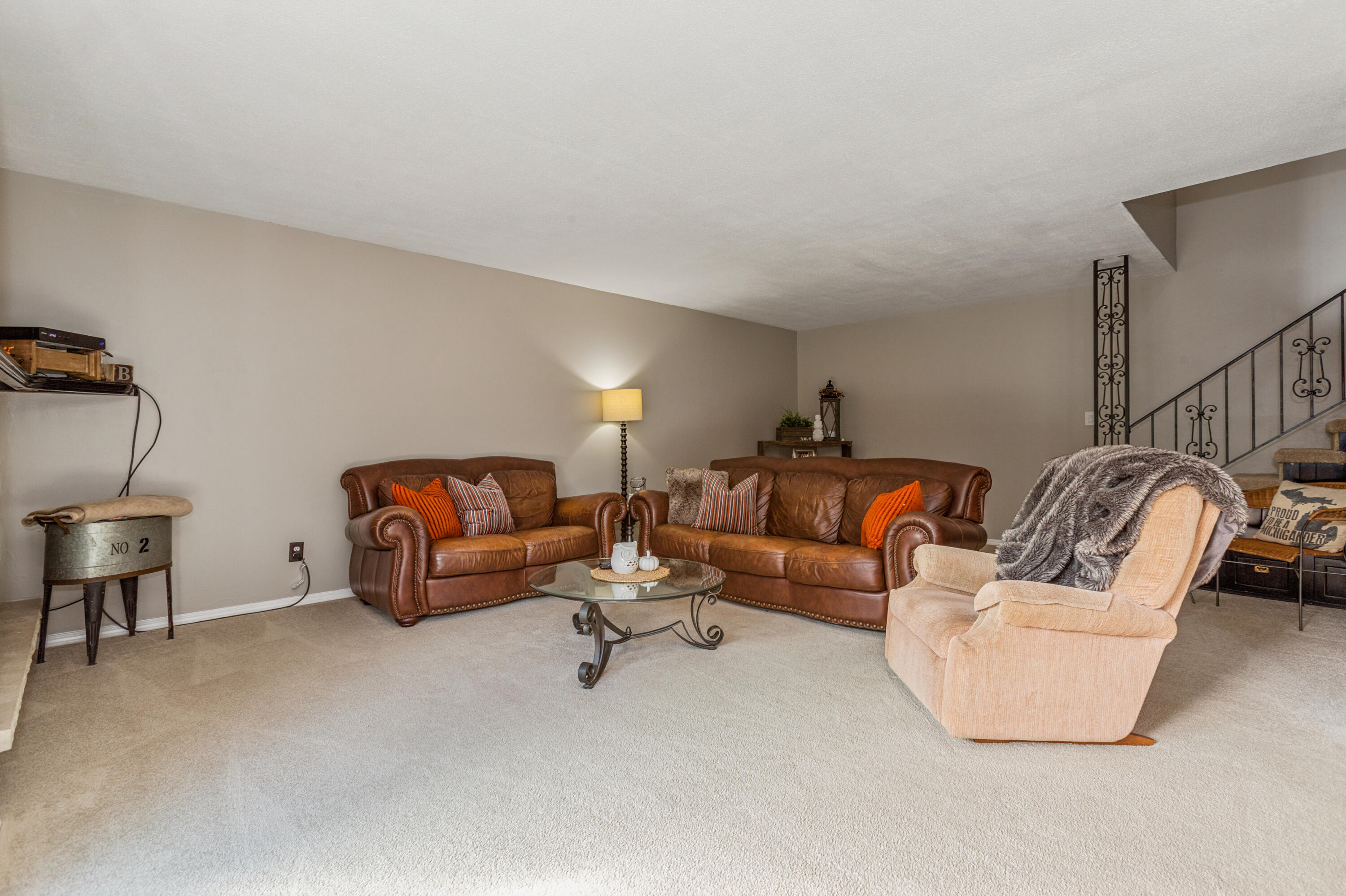 2727 S Lakeshore Drive C11 Property Photo 8