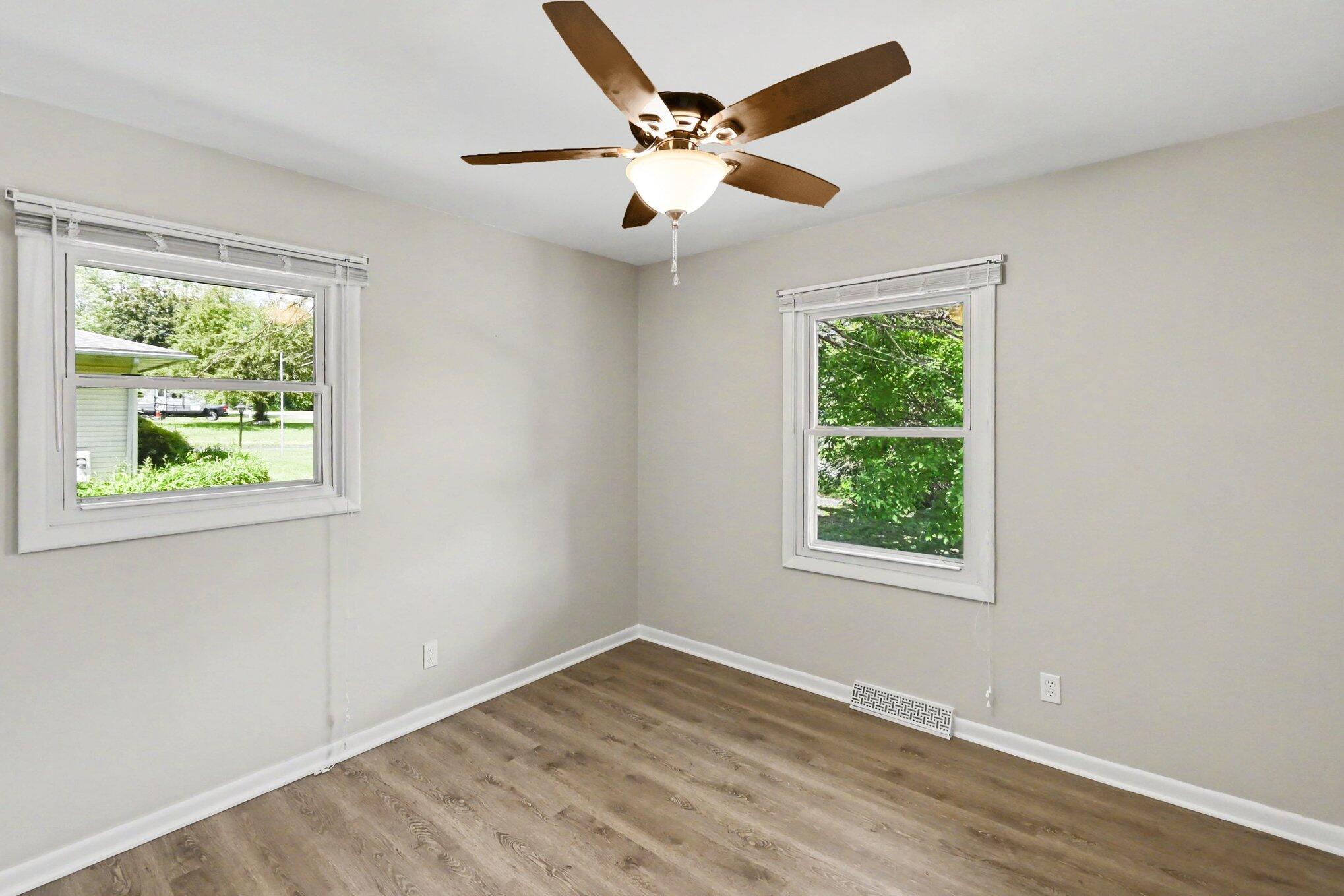 1077 Gidner Road Property Photo 14