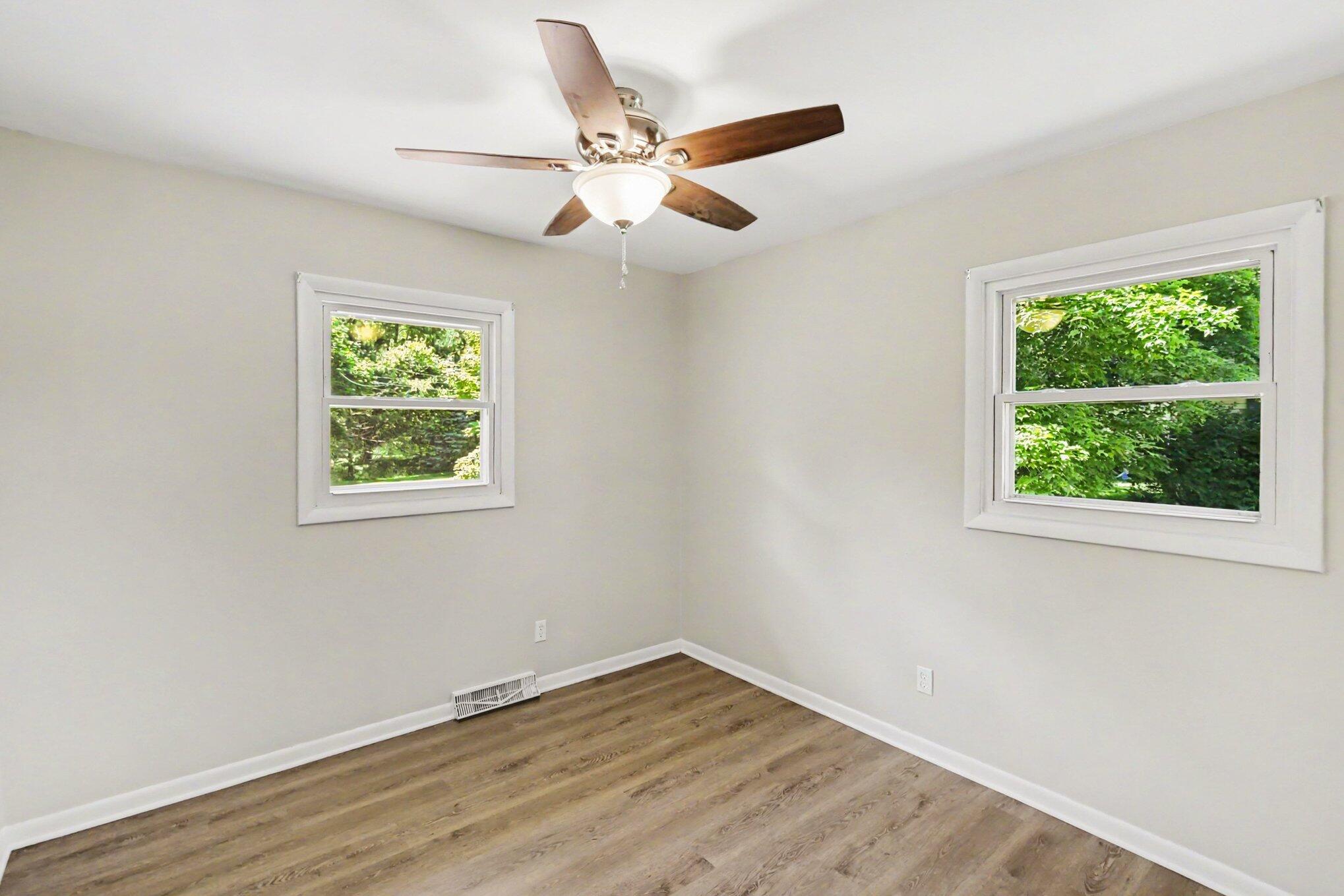 1077 Gidner Road Property Photo 17