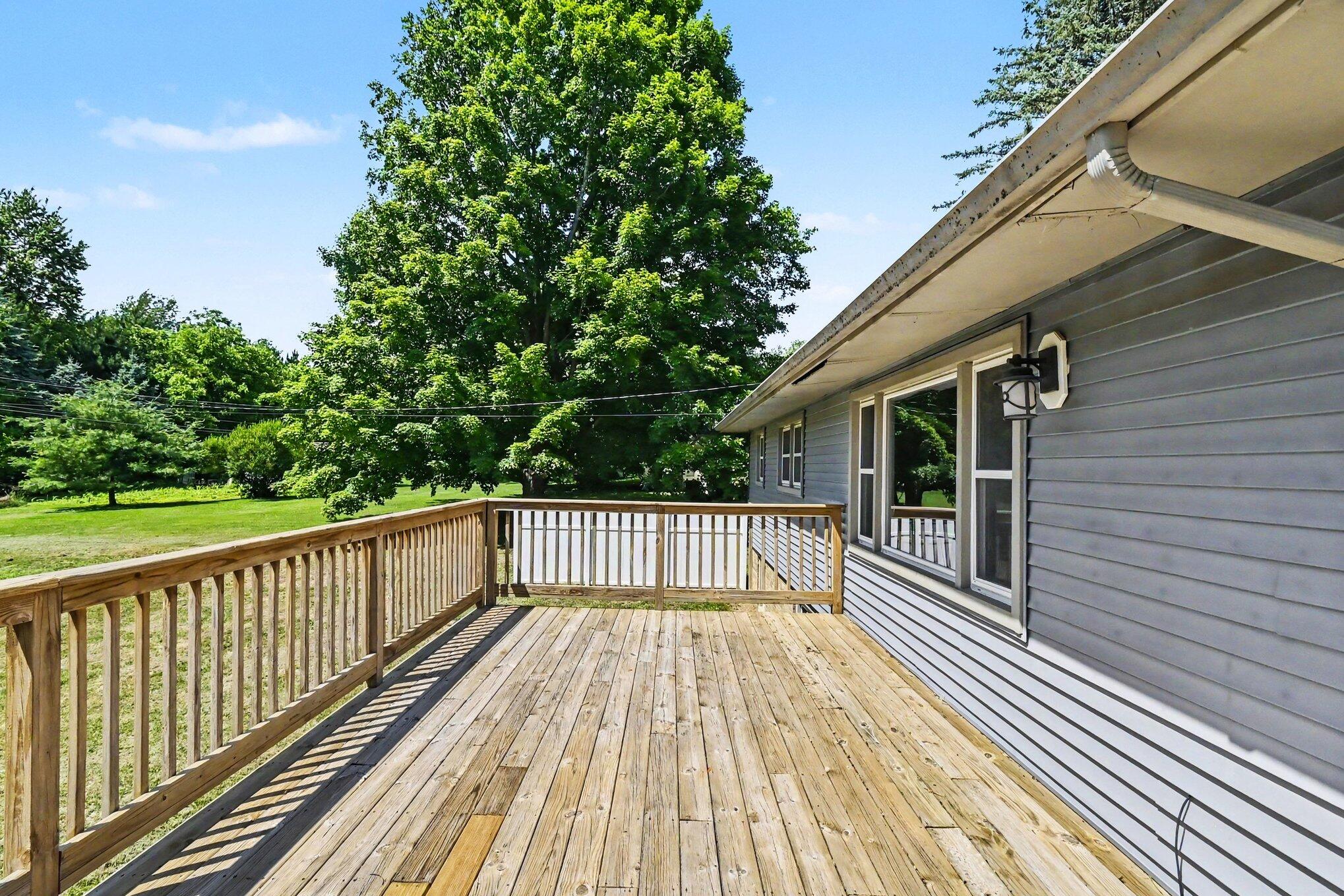 1077 Gidner Road Property Photo 23