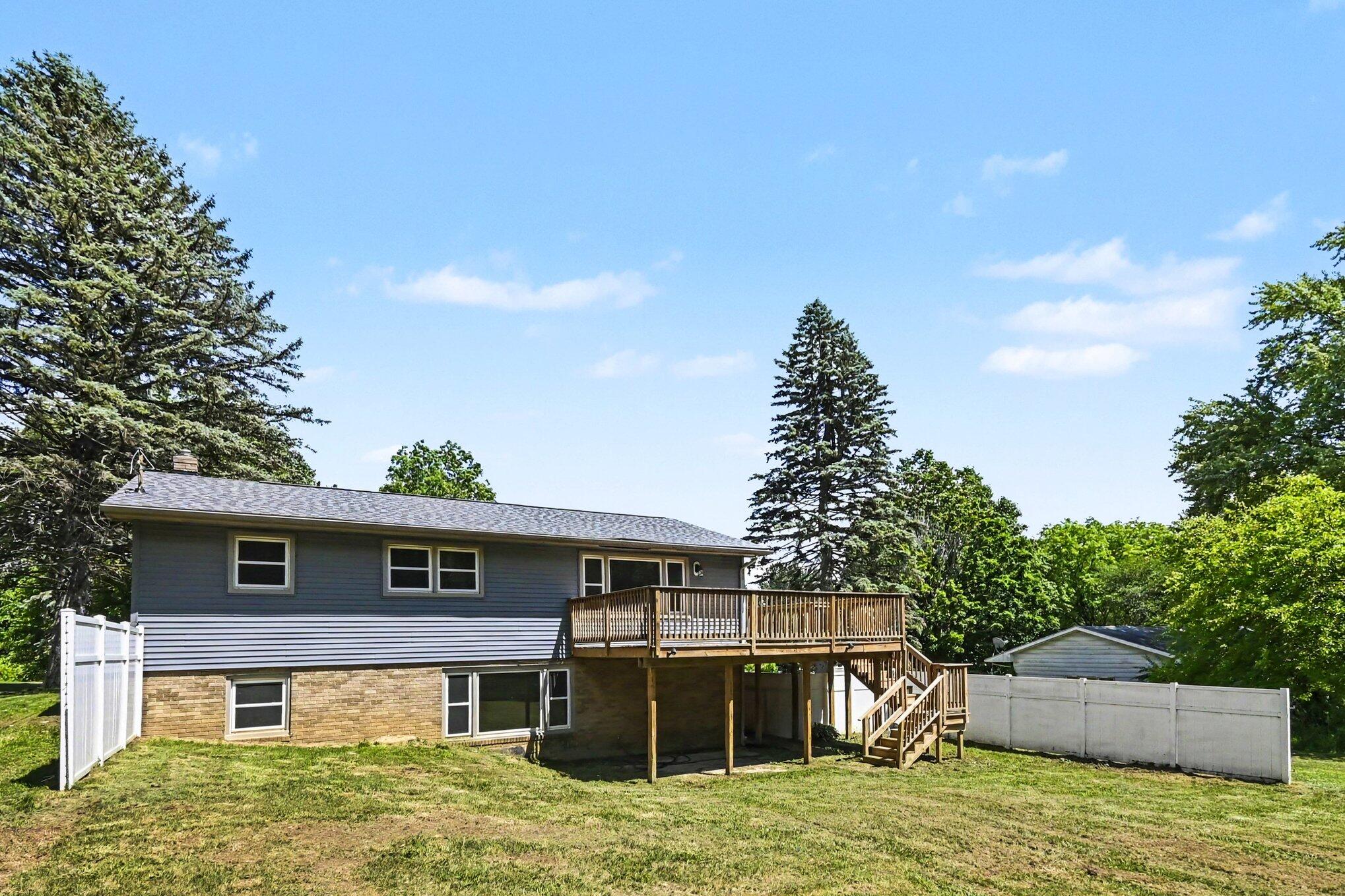 1077 Gidner Road Property Photo 24