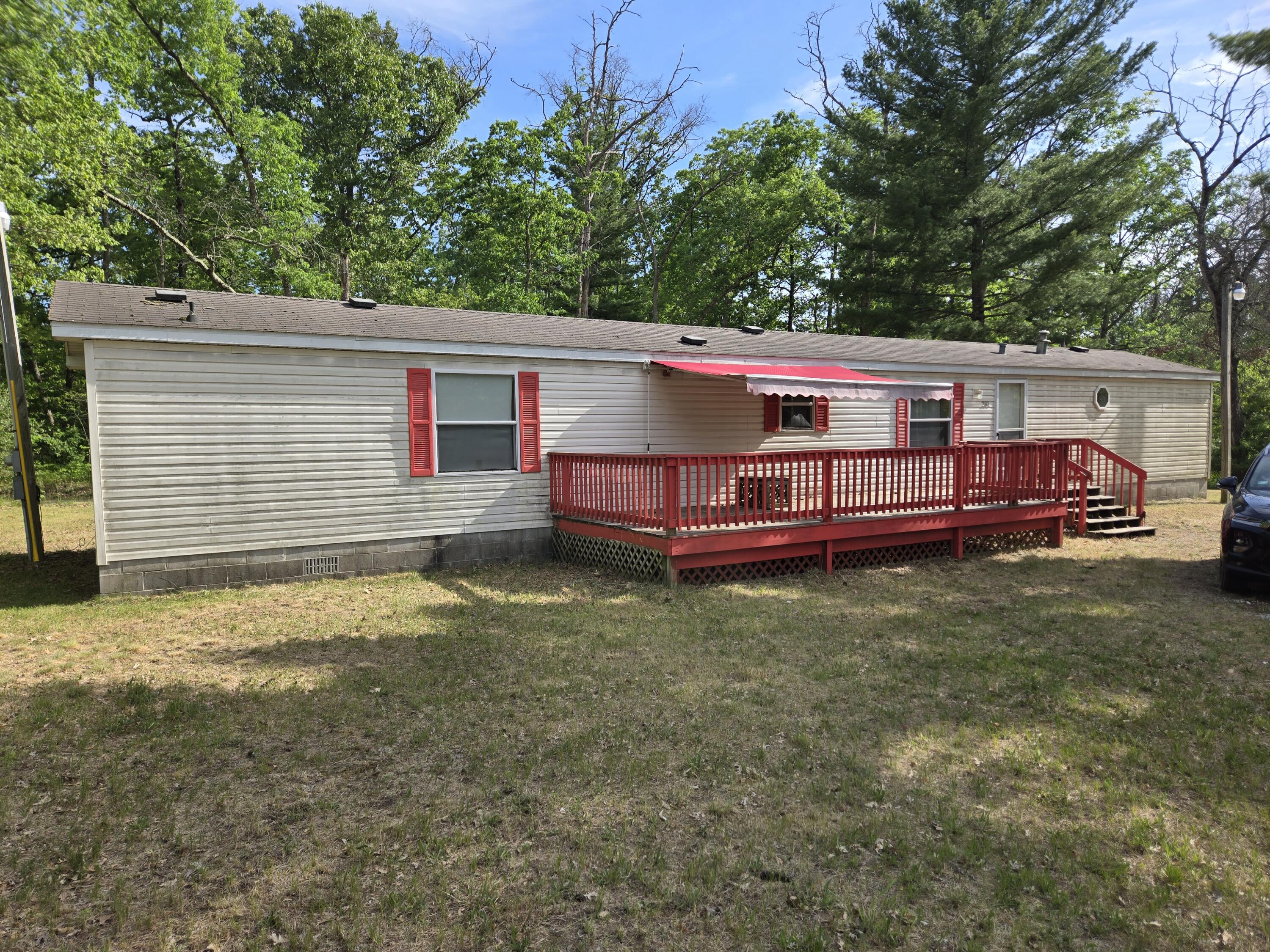 281 E Wilson Drive Property Photo 1