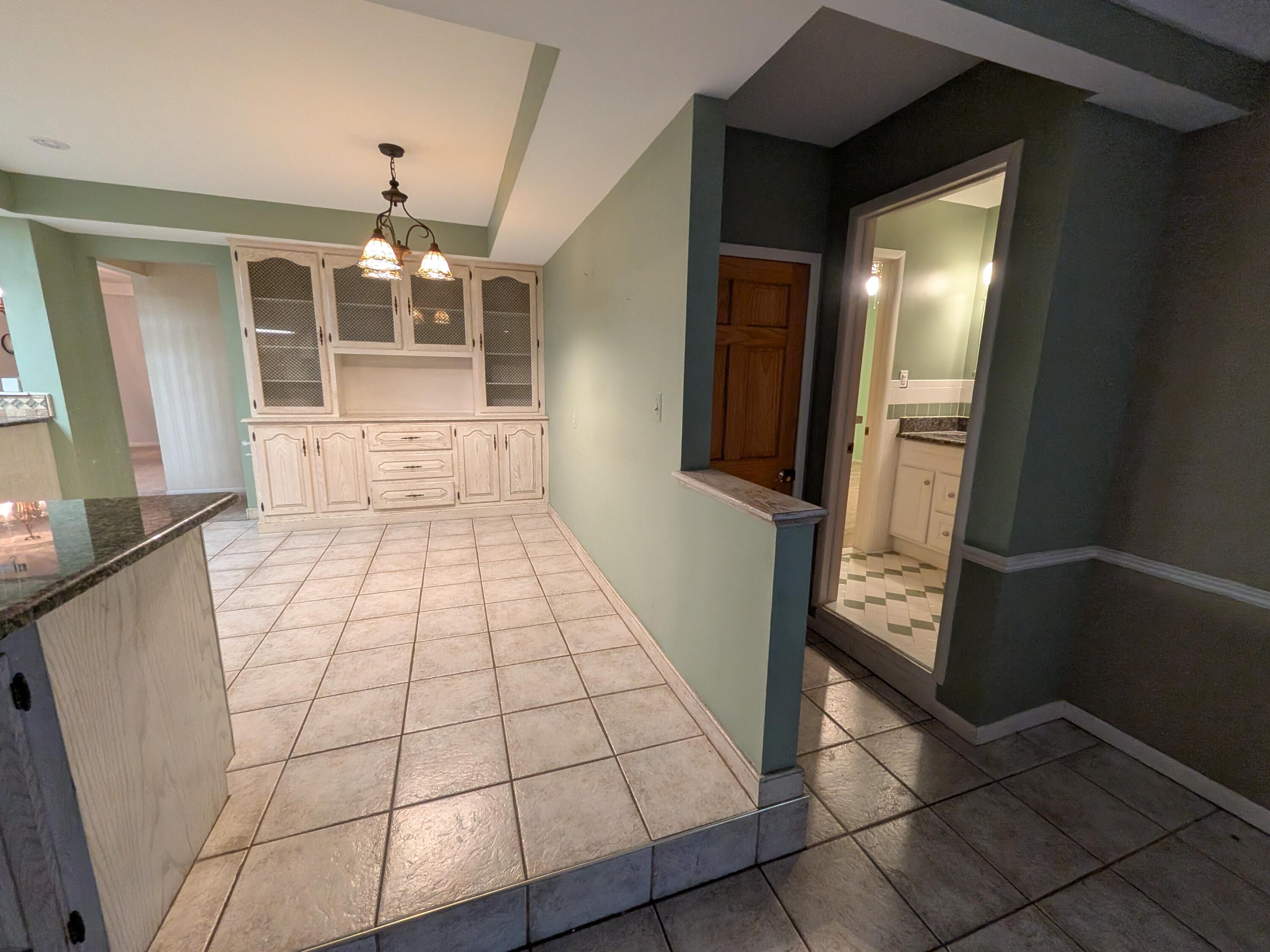 11235 Common Road Property Photo 6
