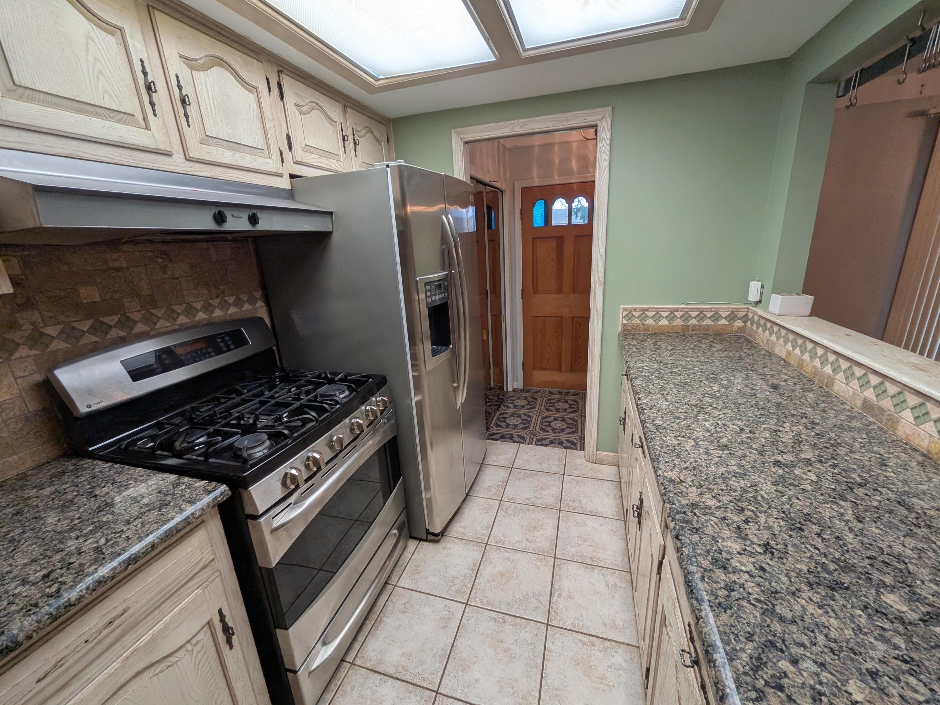 11235 Common Road Property Photo 15