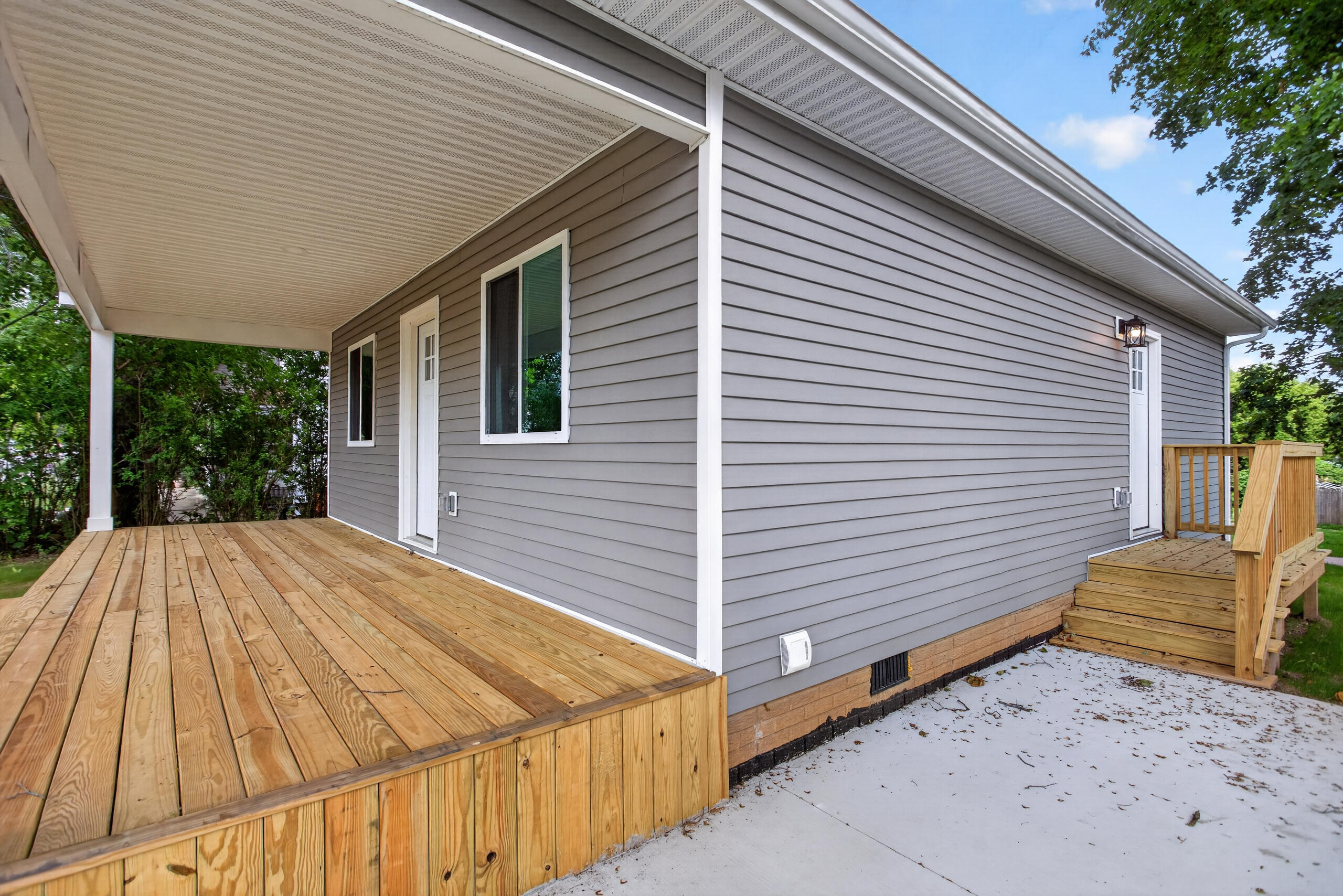 1111 Lansing Avenue Property Photo 28