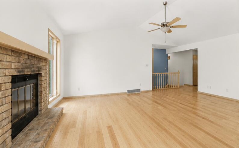 6237 Arroyo Vista Drive Ne Property Photo 3