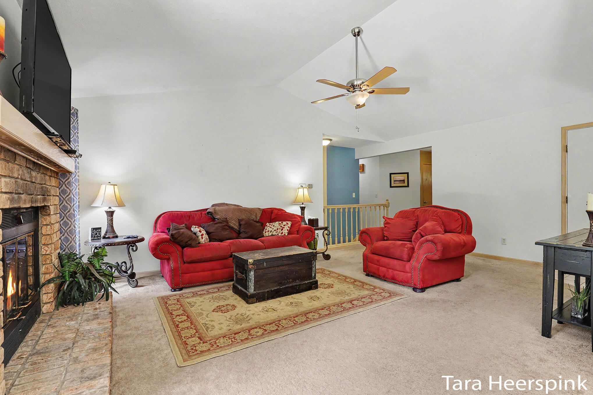6237 Arroyo Vista Drive Ne Property Photo 4