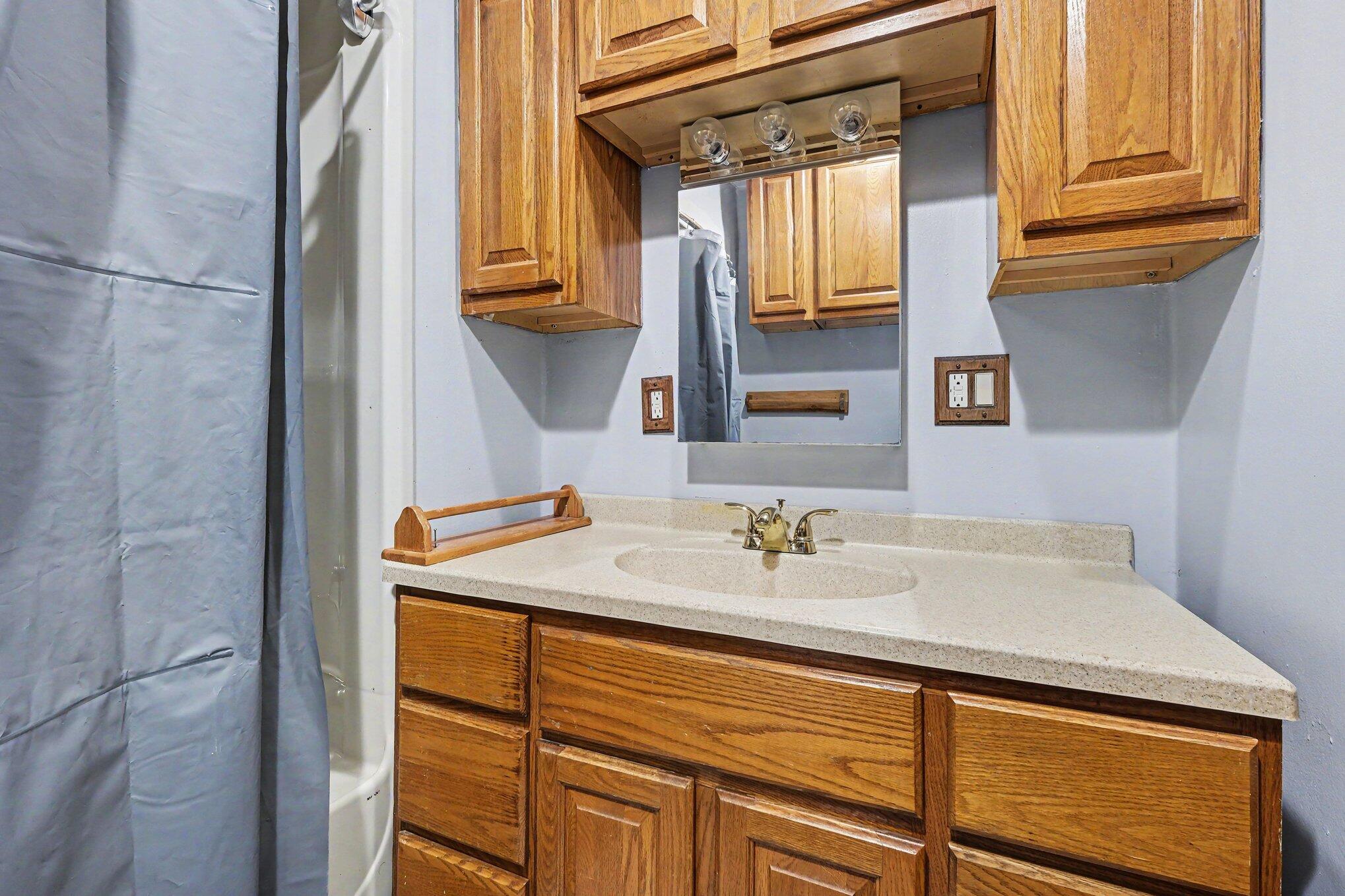 353 Cedar Street Ne Property Photo 12