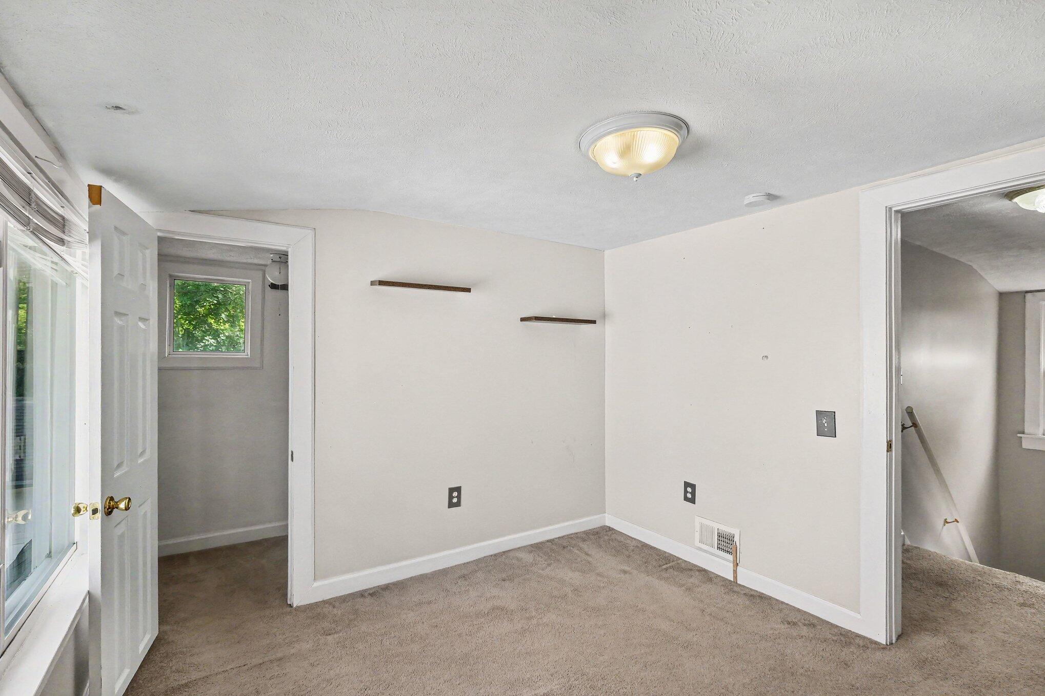 353 Cedar Street Ne Property Photo 16