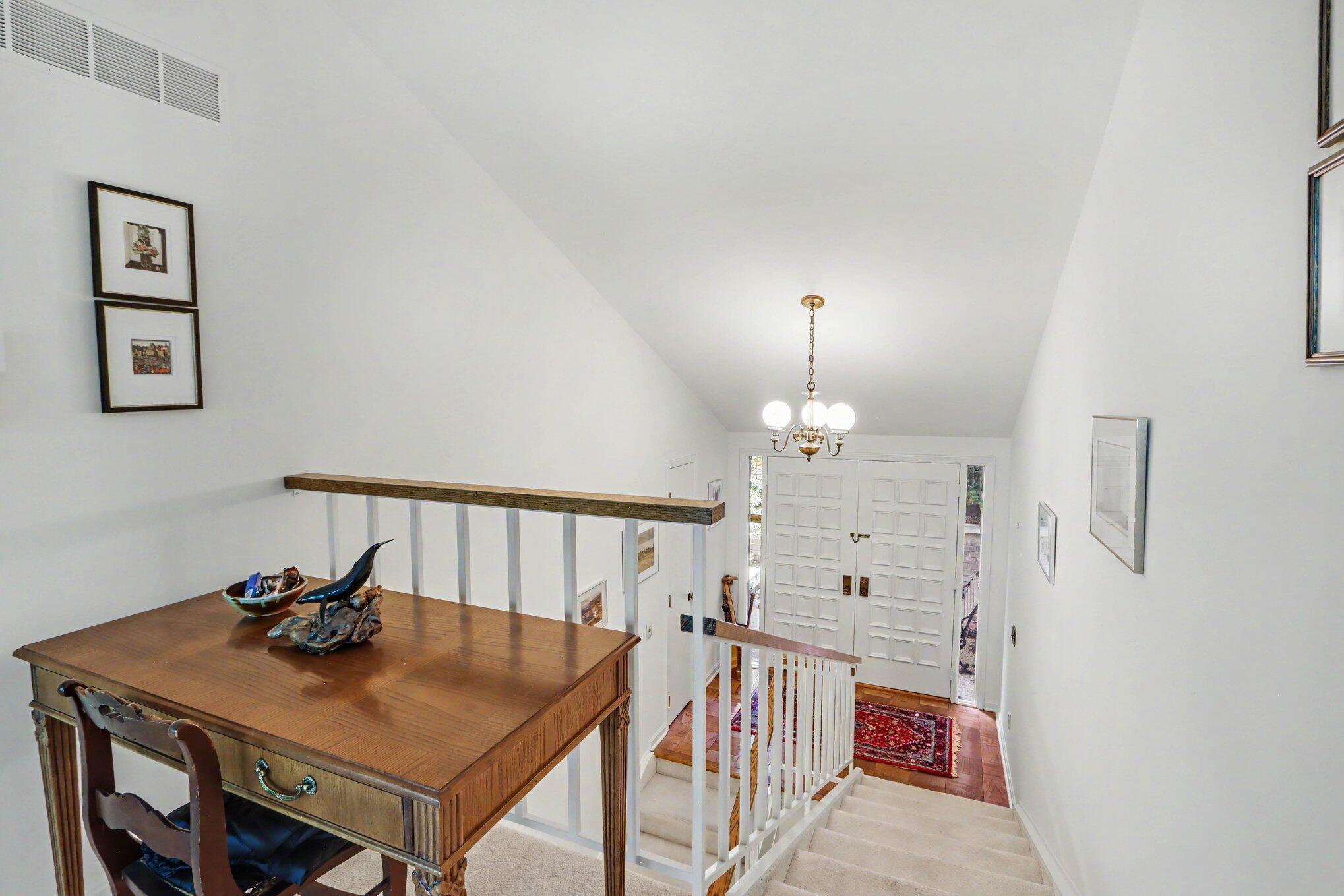 4161 Lake Terrace Drive Property Photo 2