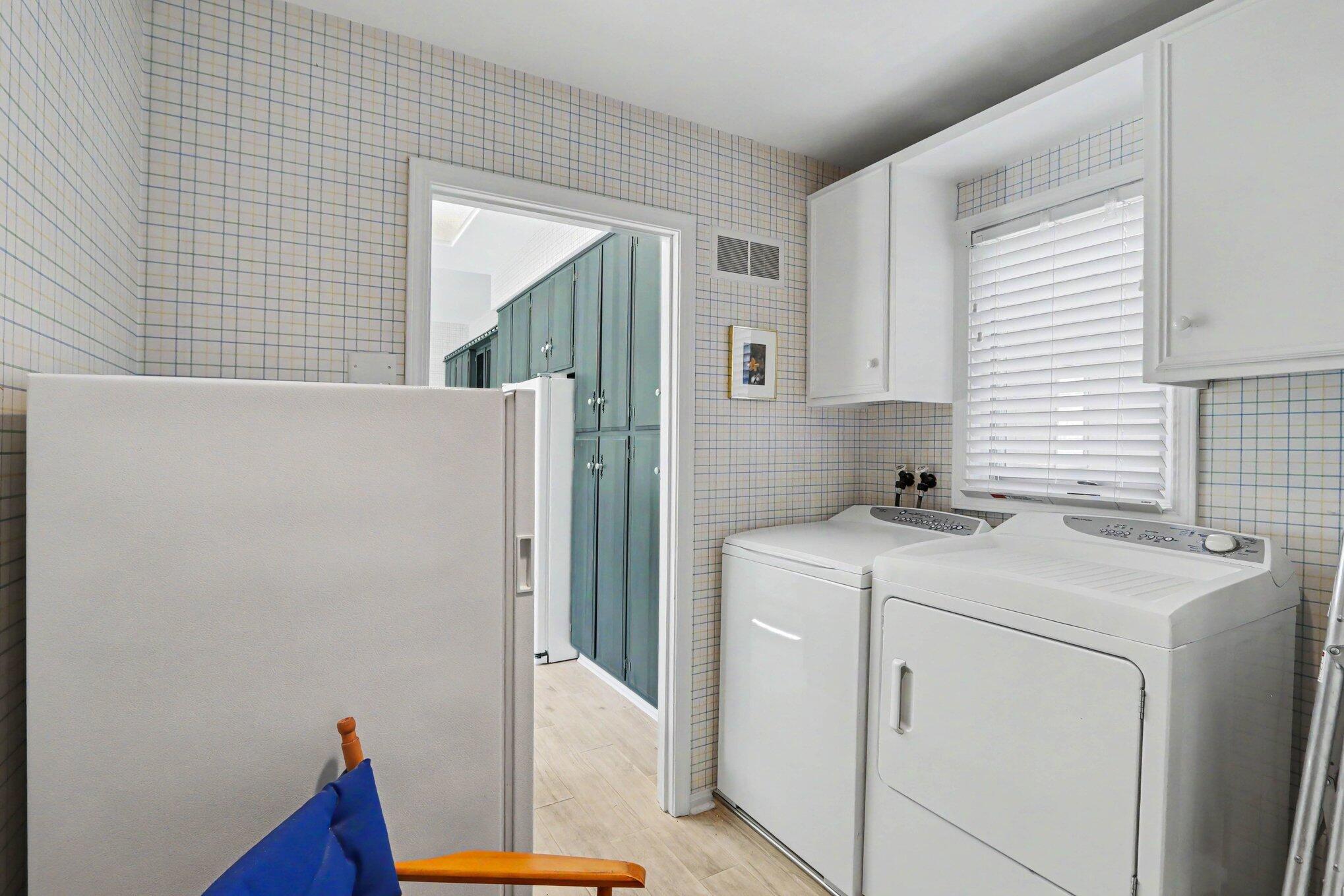 4161 Lake Terrace Drive Property Photo 13