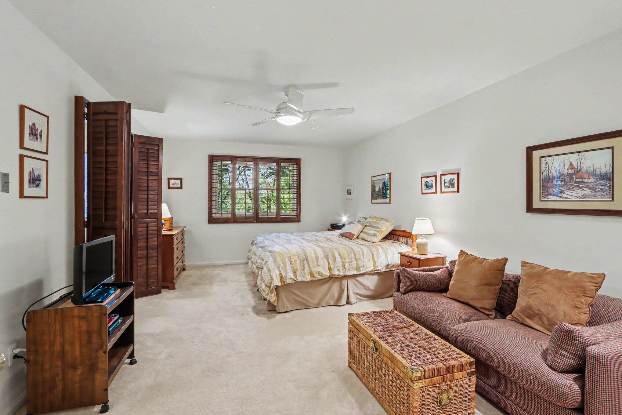 4161 Lake Terrace Drive Property Photo 14